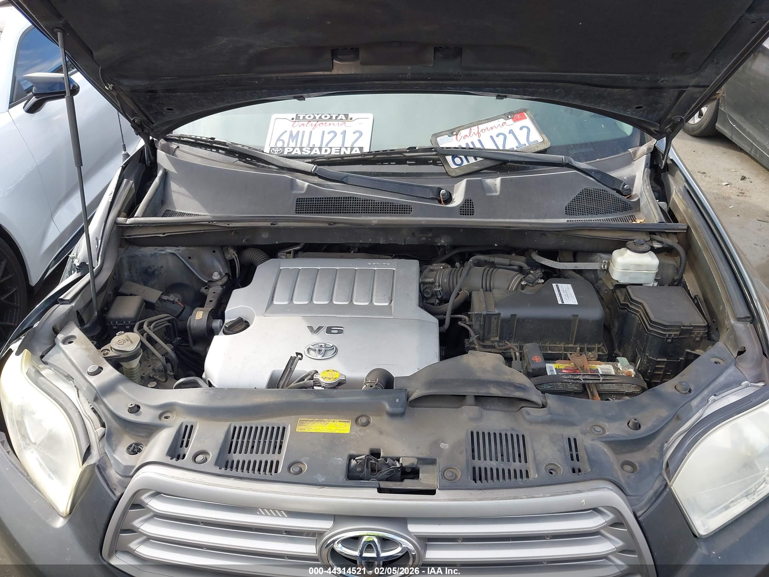 TOYOTA HIGHLANDER image 10