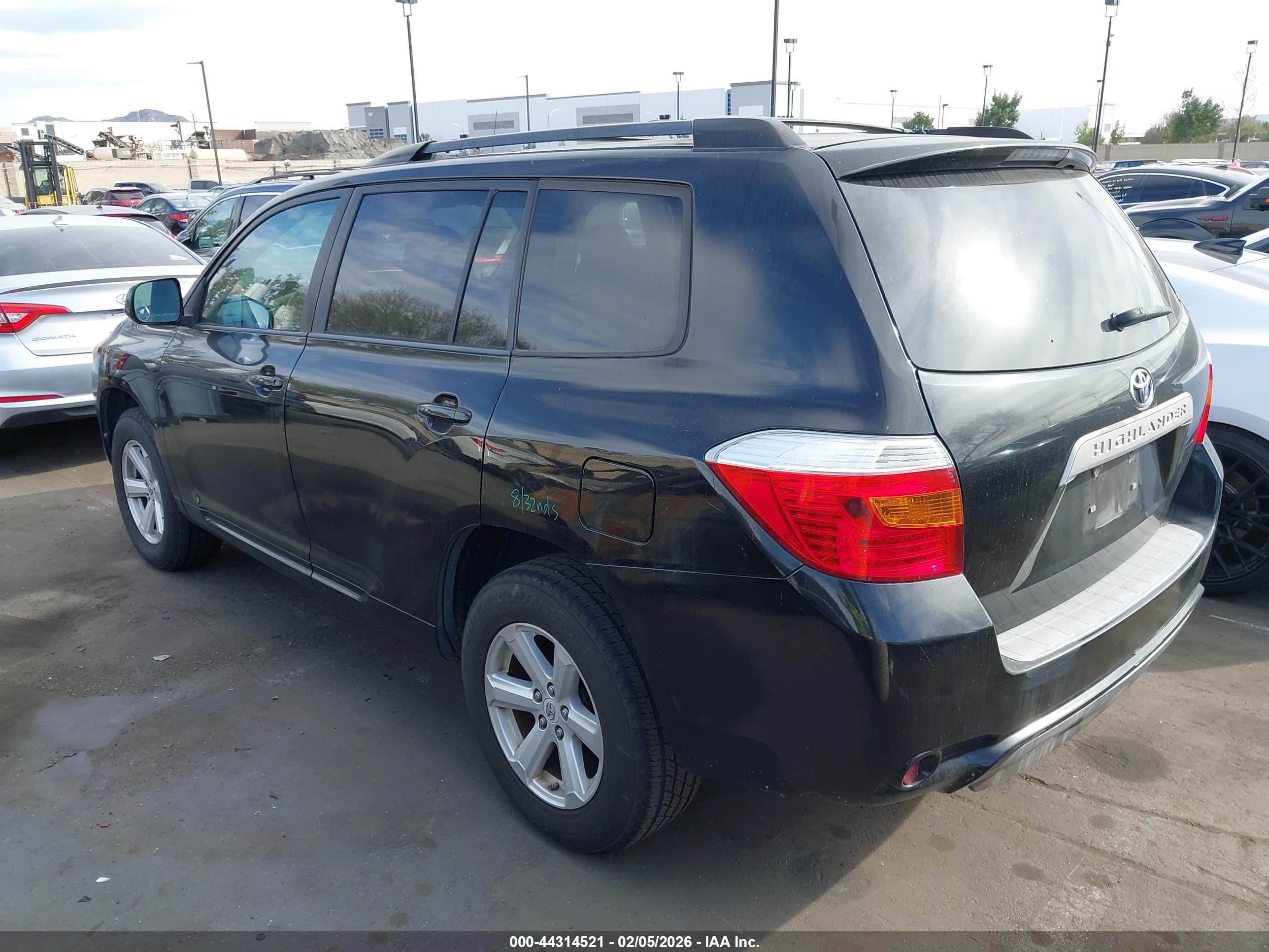 TOYOTA HIGHLANDER image 3
