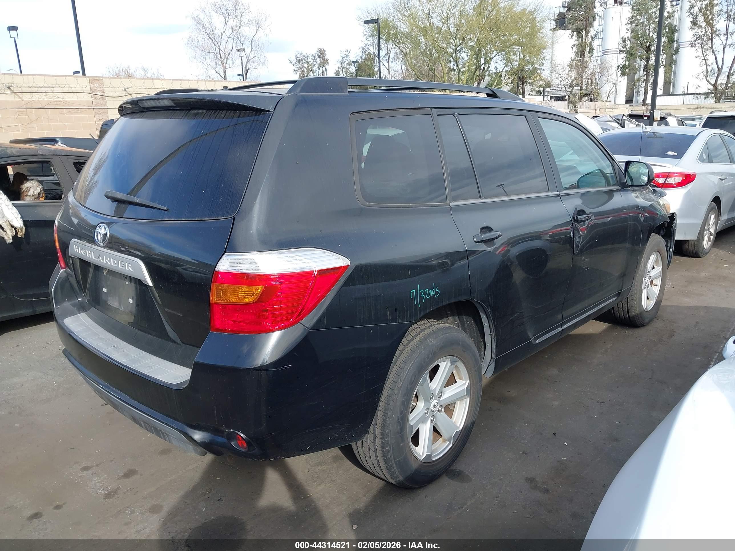 TOYOTA HIGHLANDER image 4