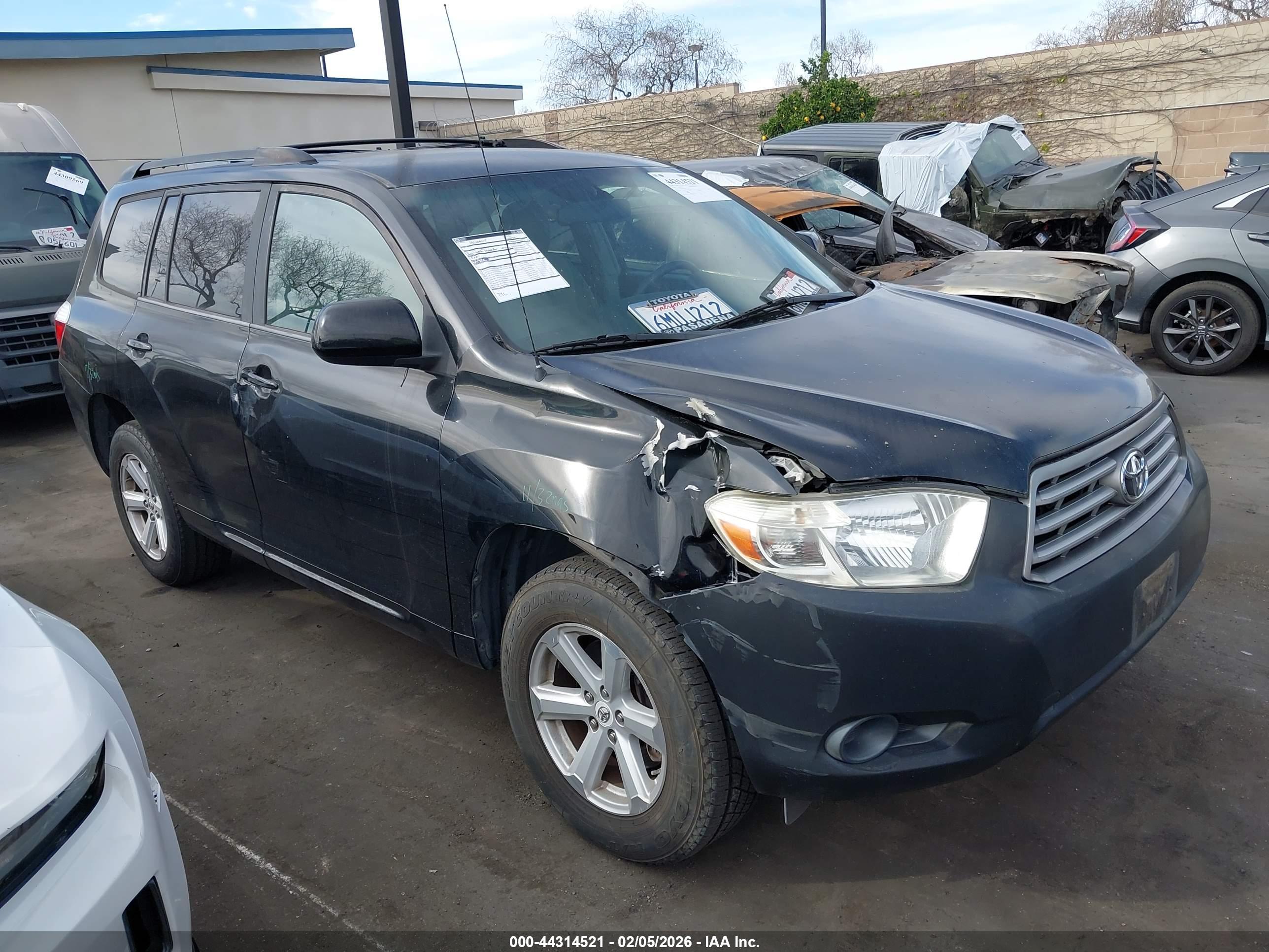 TOYOTA HIGHLANDER image 6
