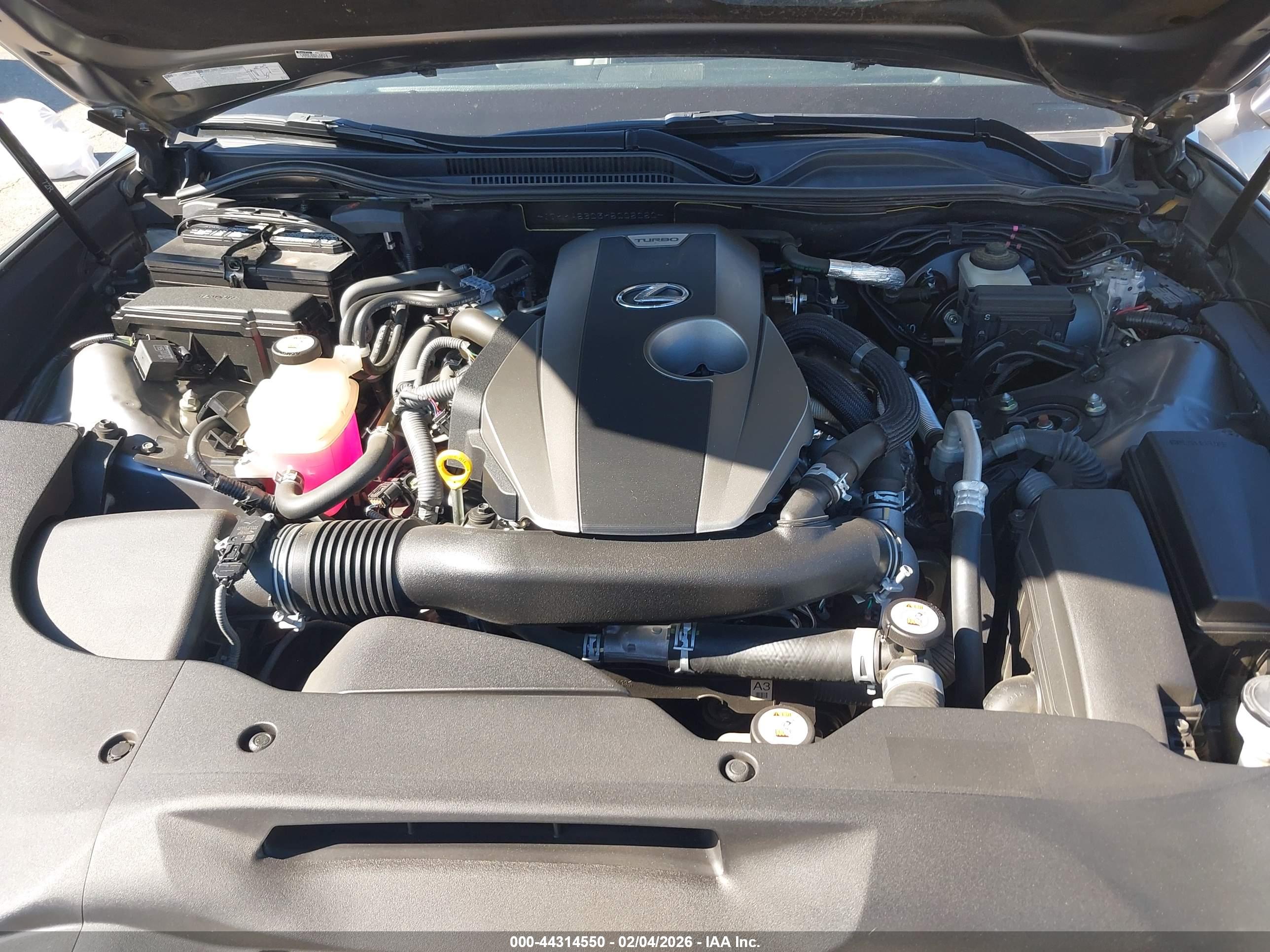 LEXUS RC image 10