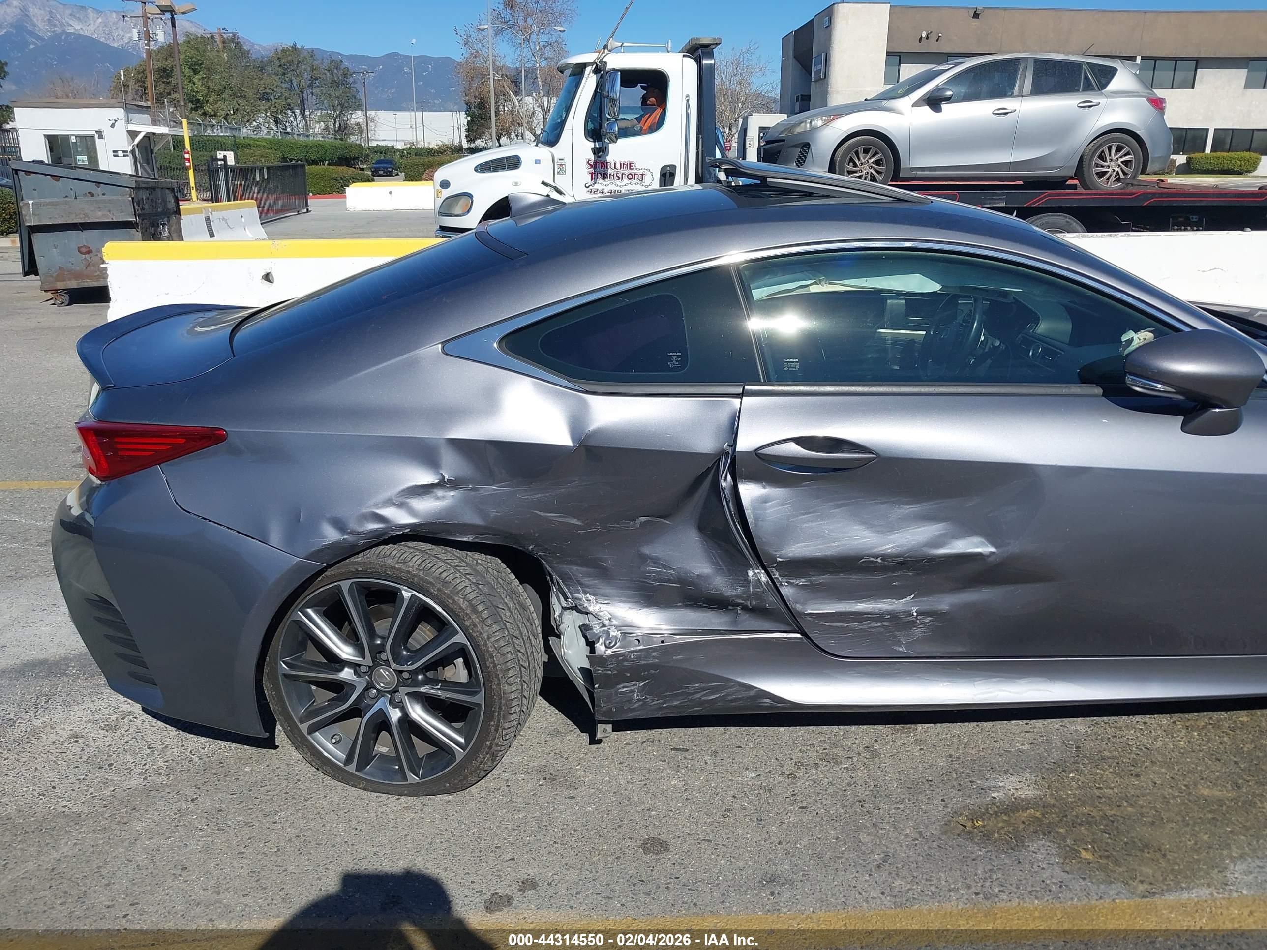 LEXUS RC image 6