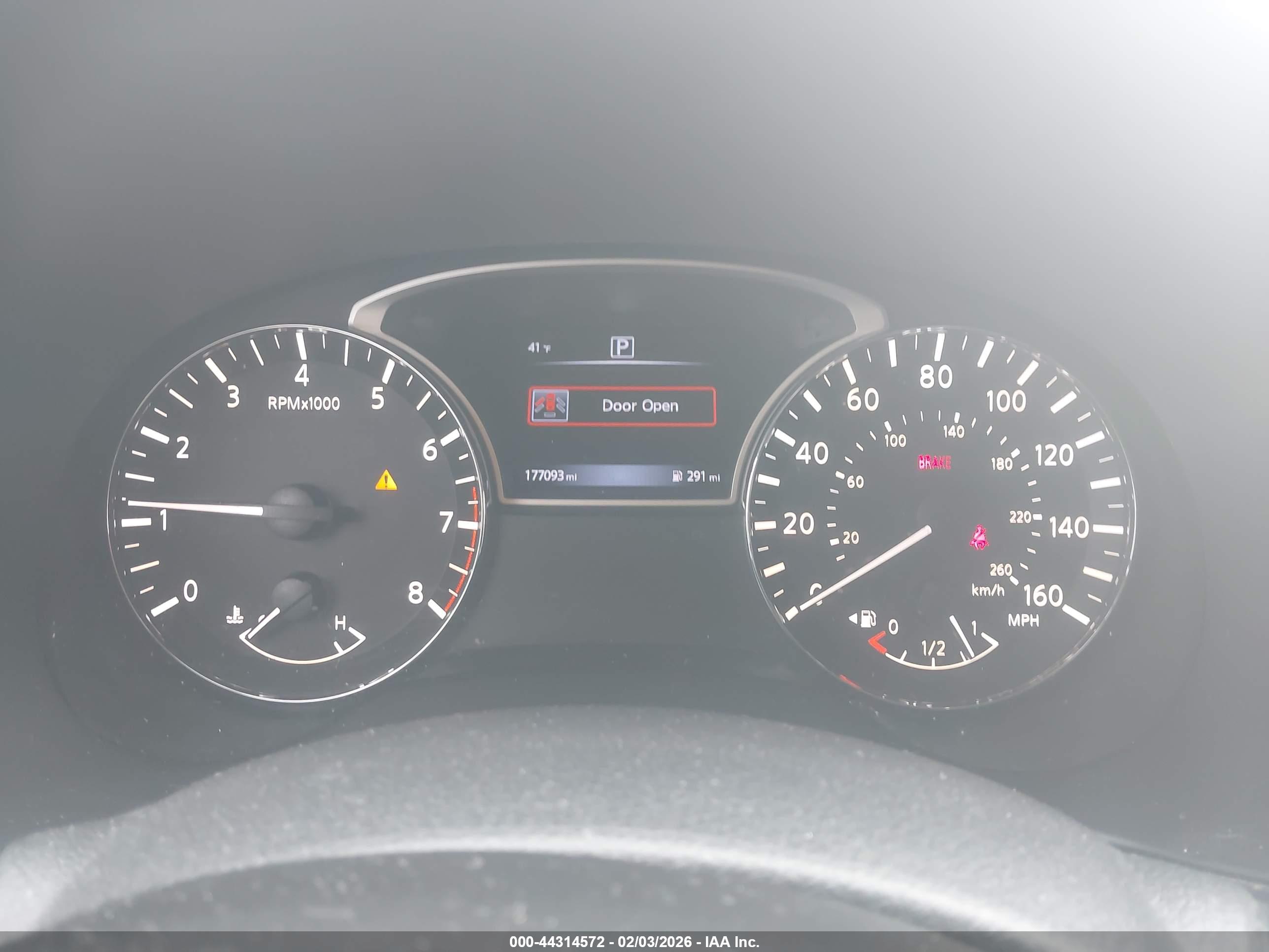 NISSAN PATHFINDER image 7