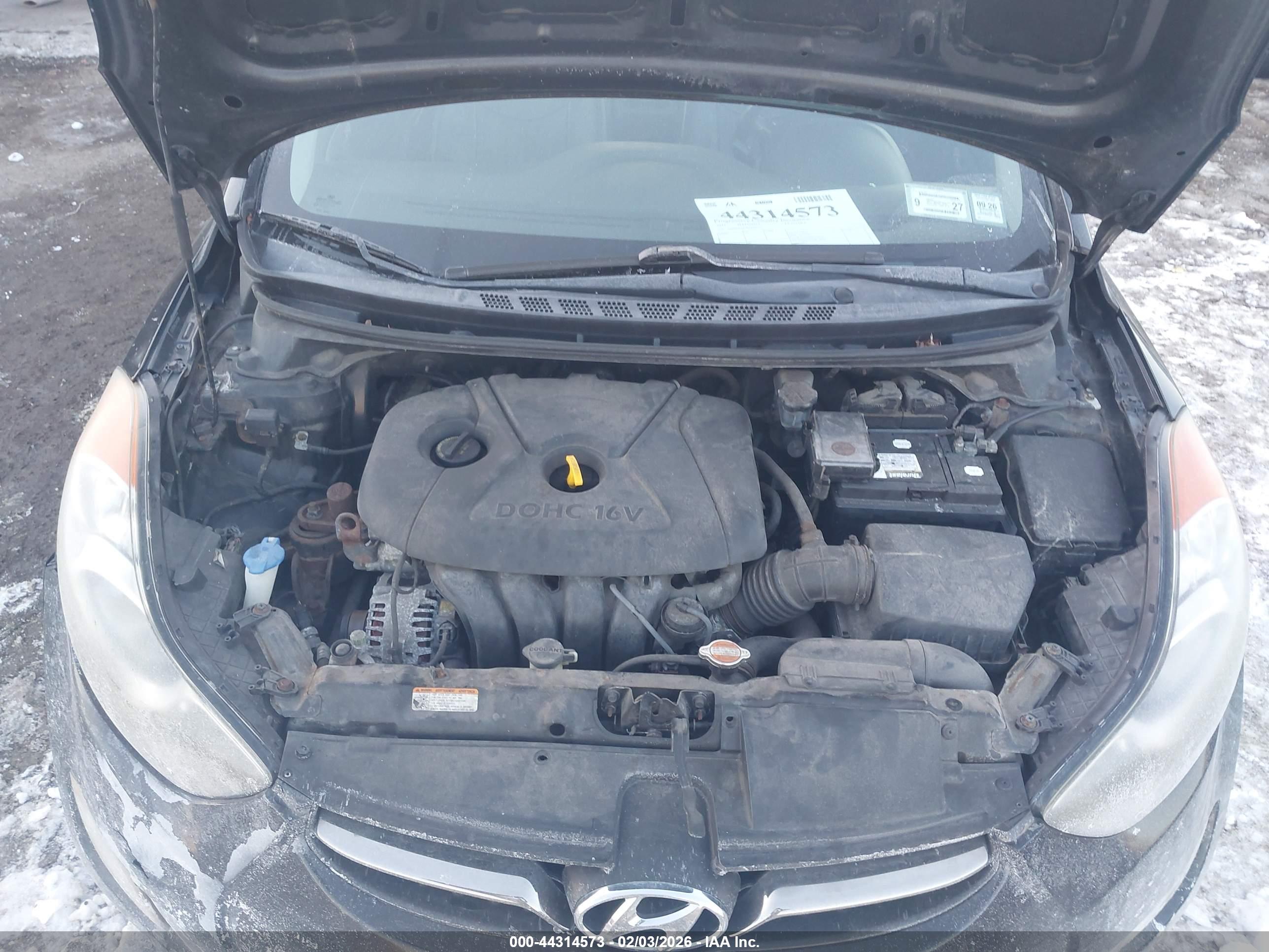 HYUNDAI ELANTRA image 10