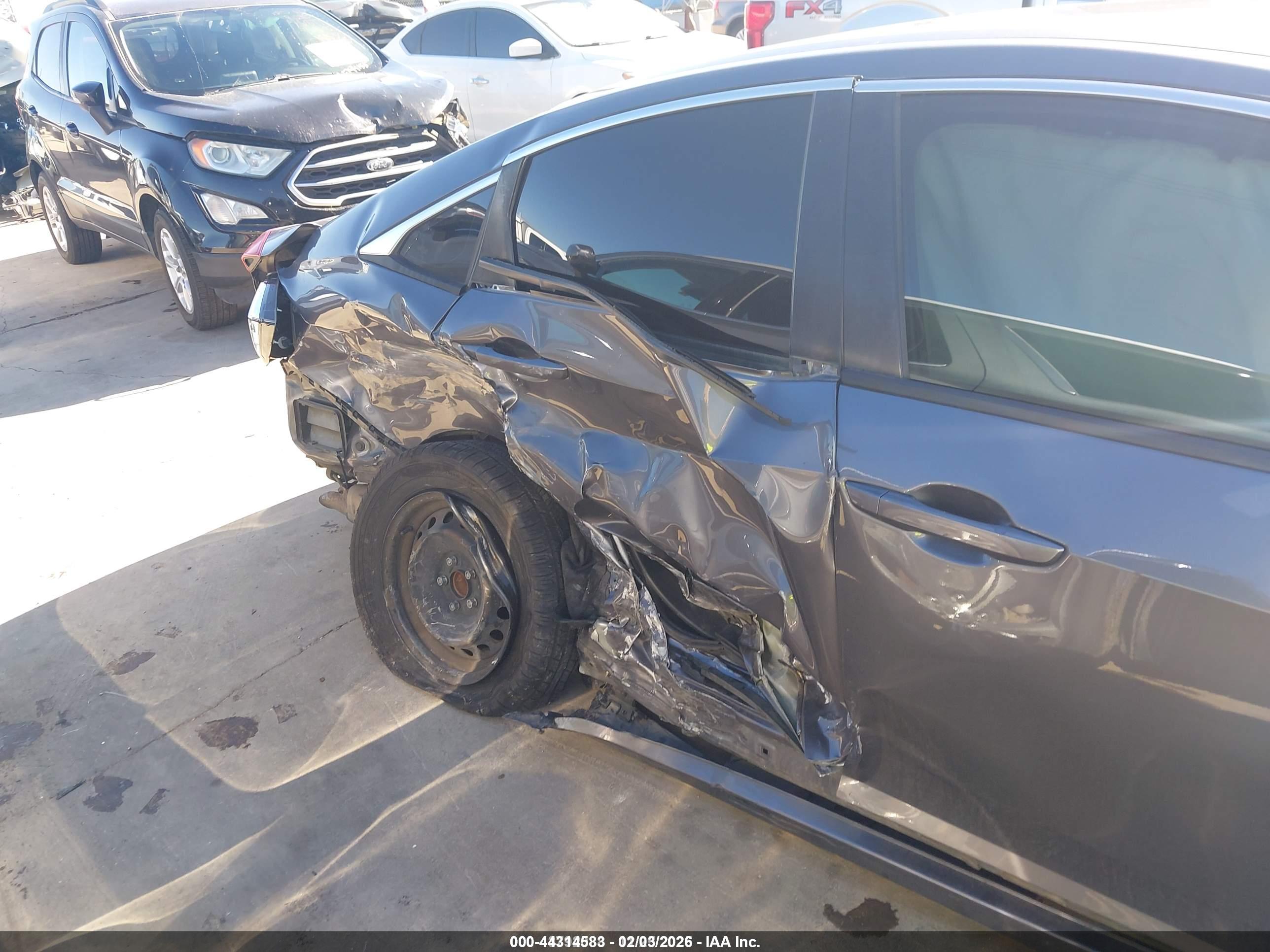 HONDA CIVIC image 6