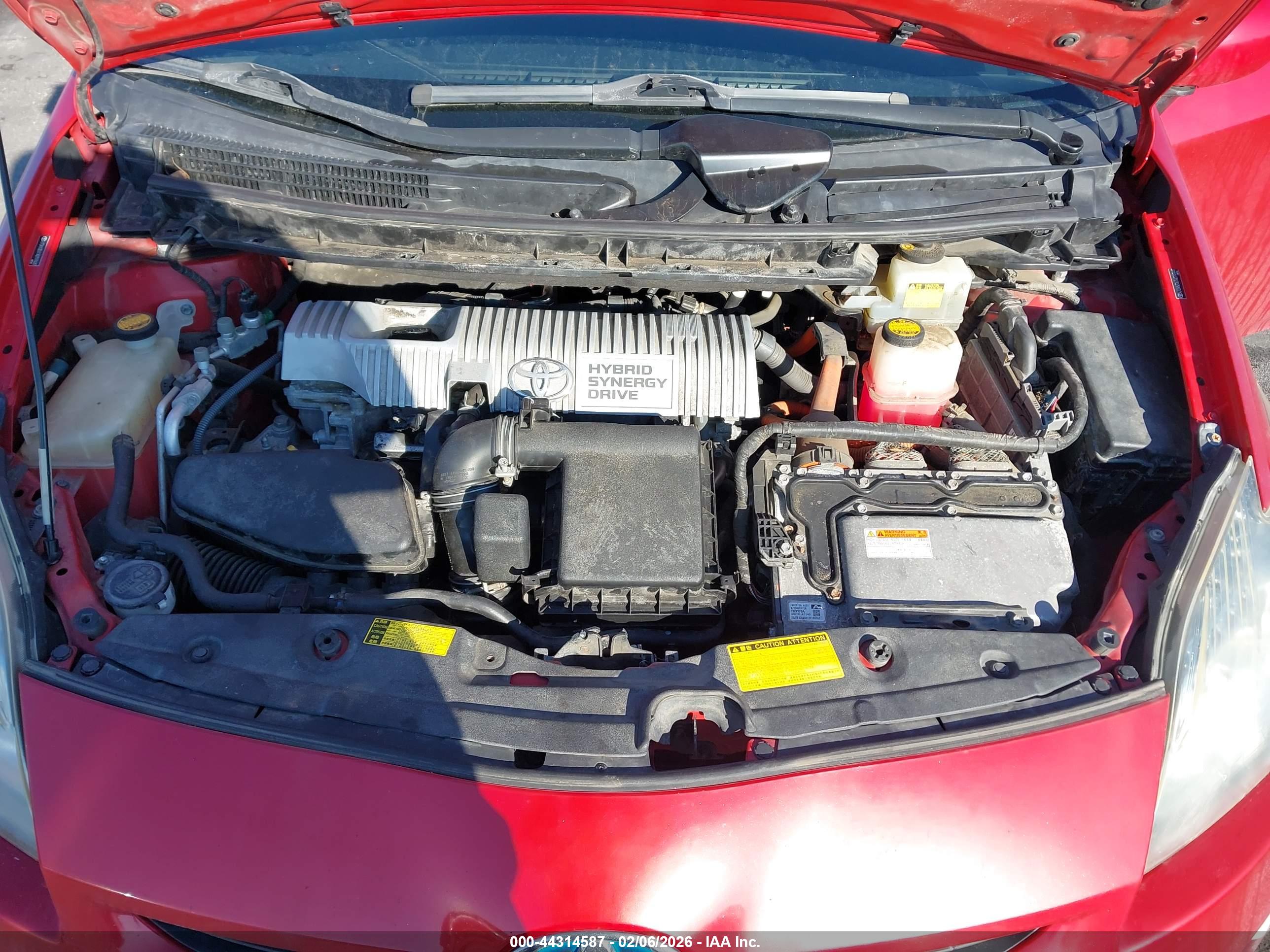 TOYOTA PRIUS image 10