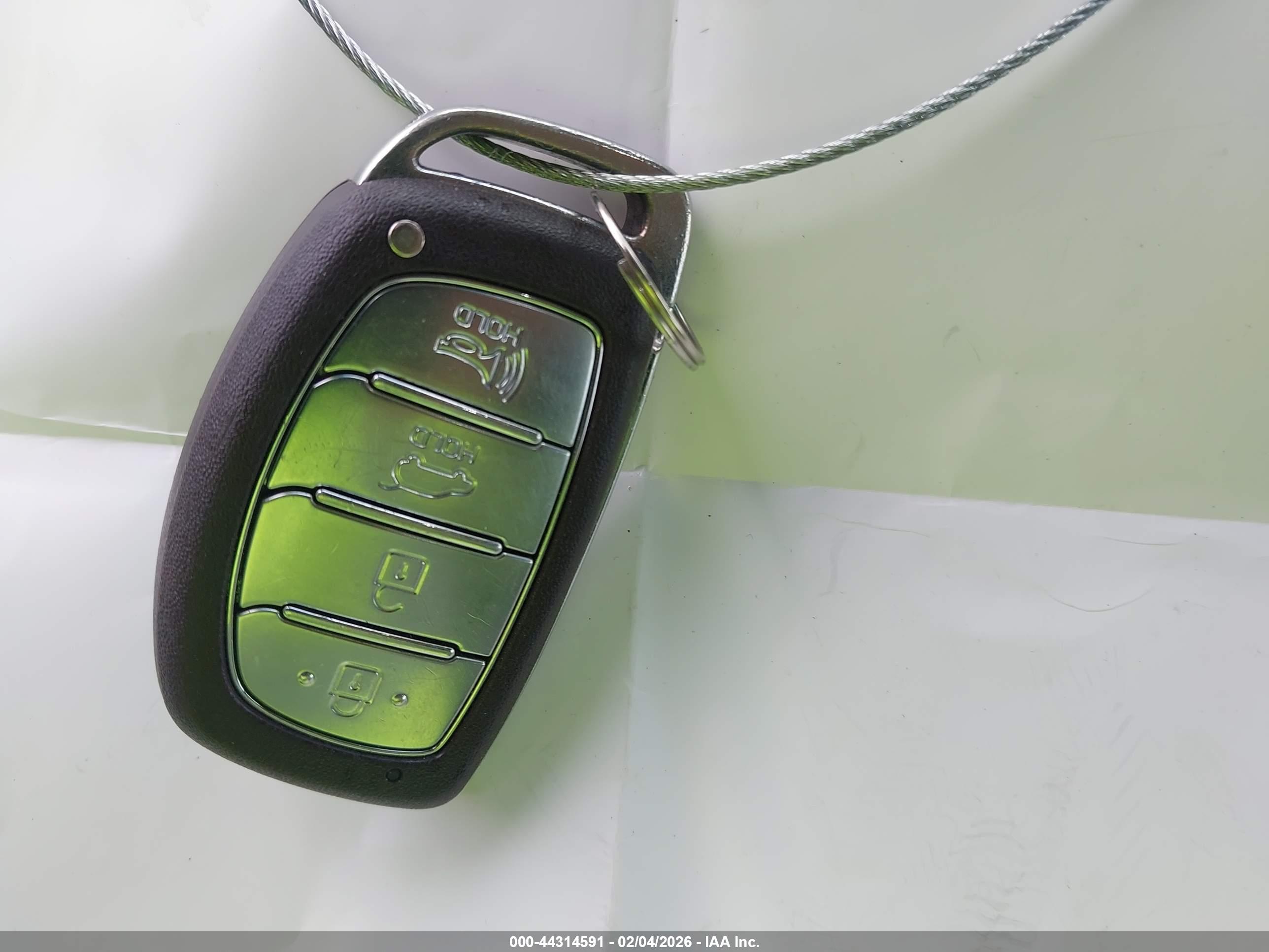 HYUNDAI IONIQ image 11