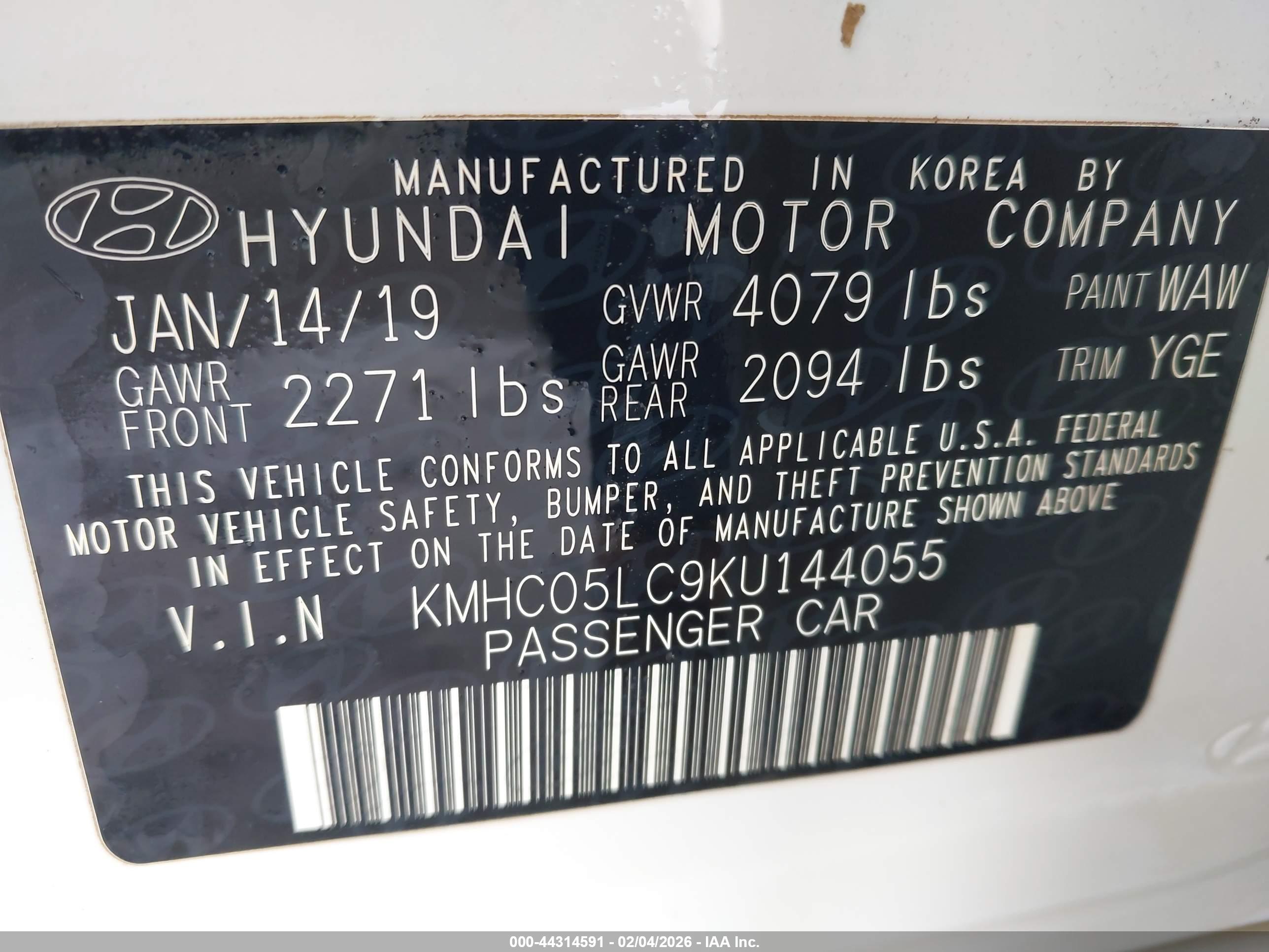 HYUNDAI IONIQ image 9