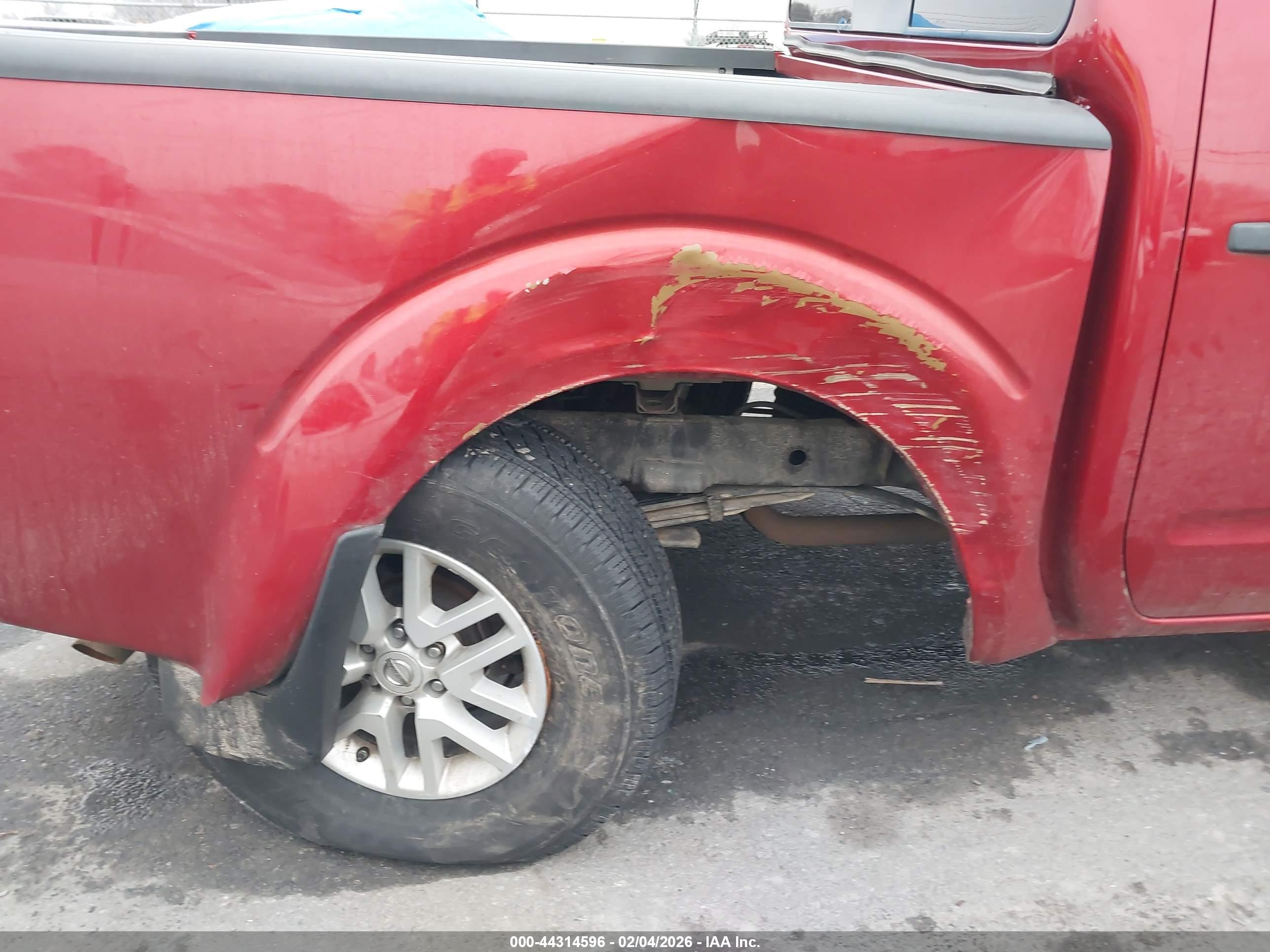 NISSAN FRONTIER image 6