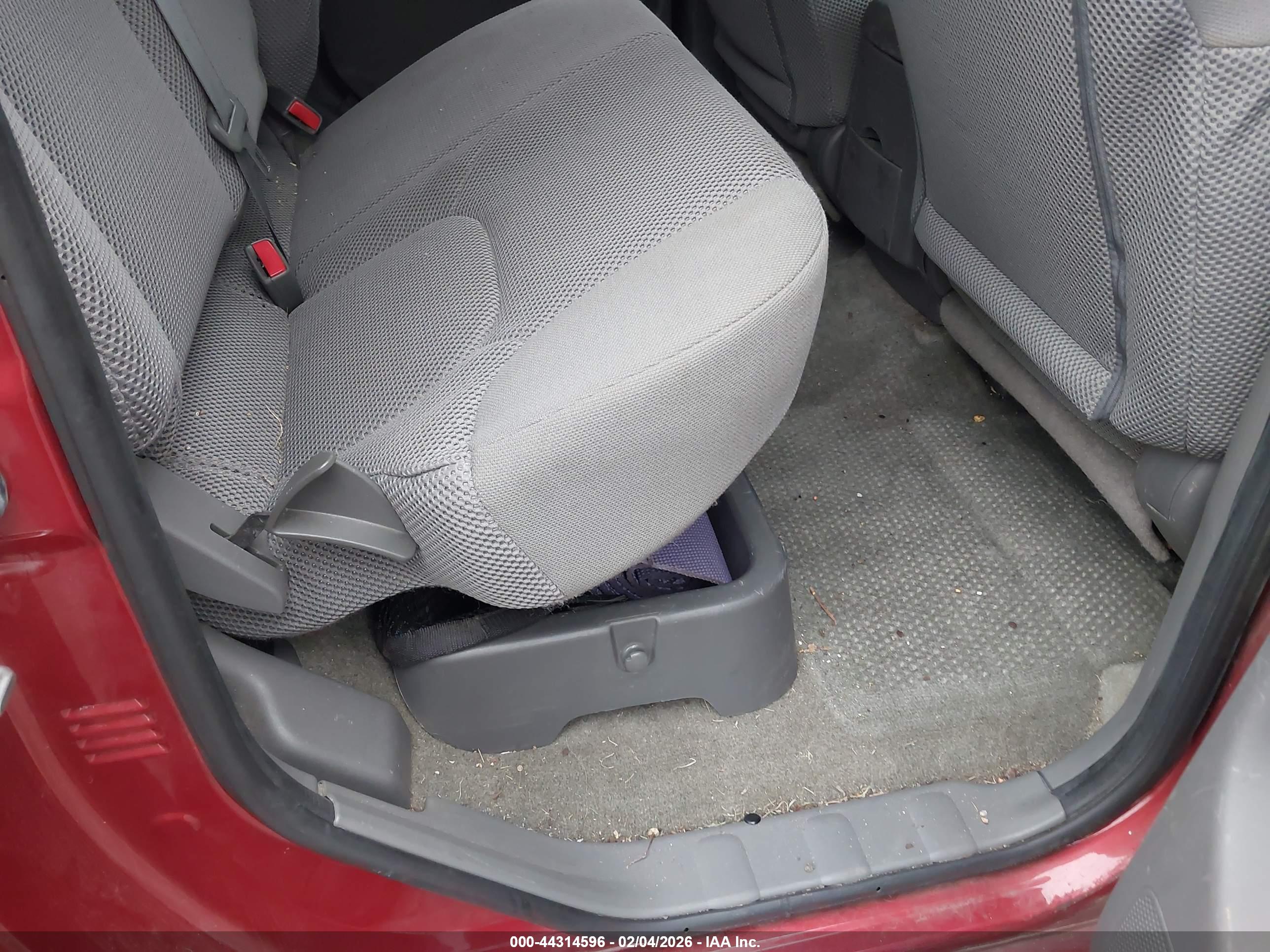 NISSAN FRONTIER image 8