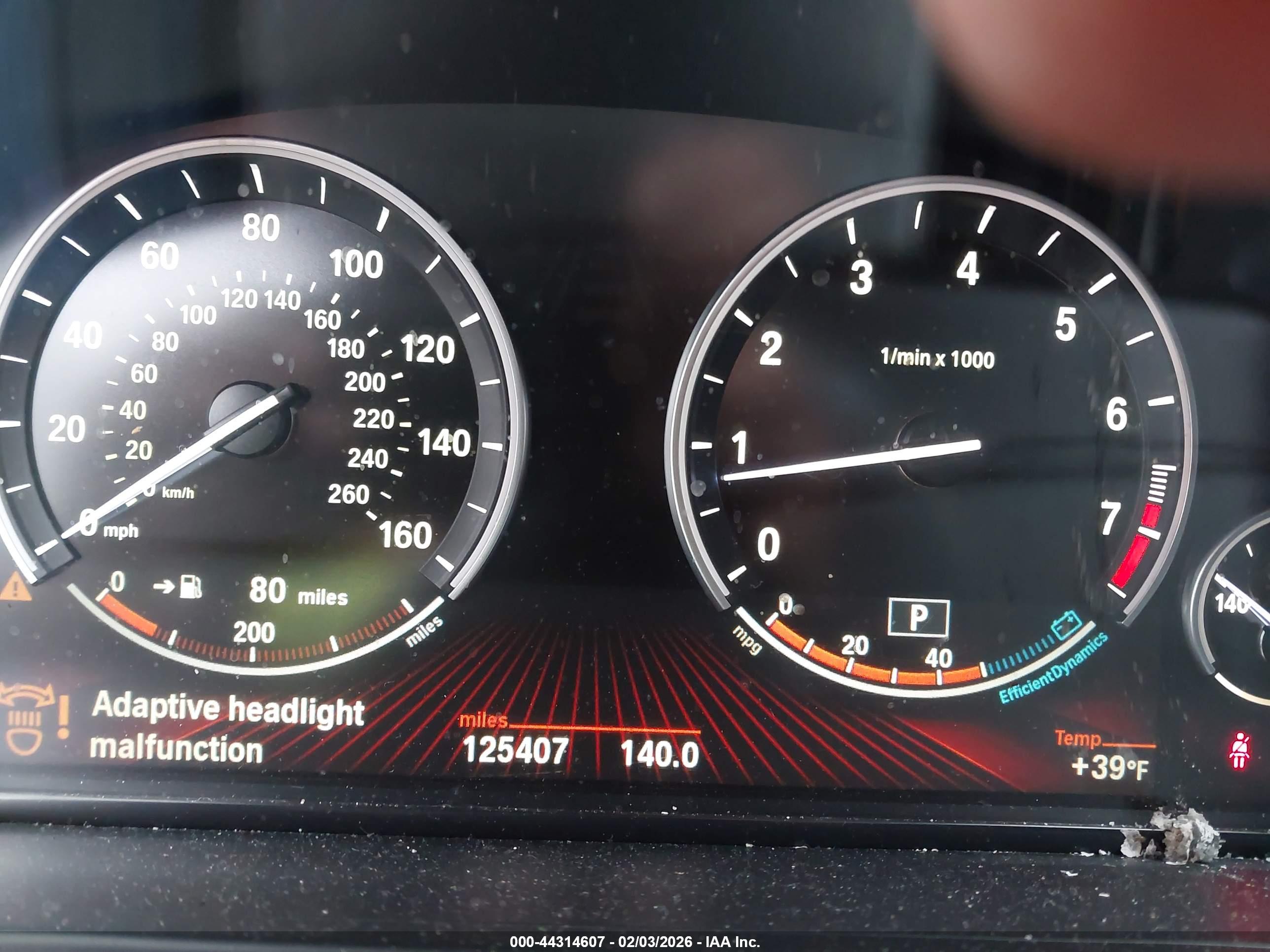 BMW 750 image 7
