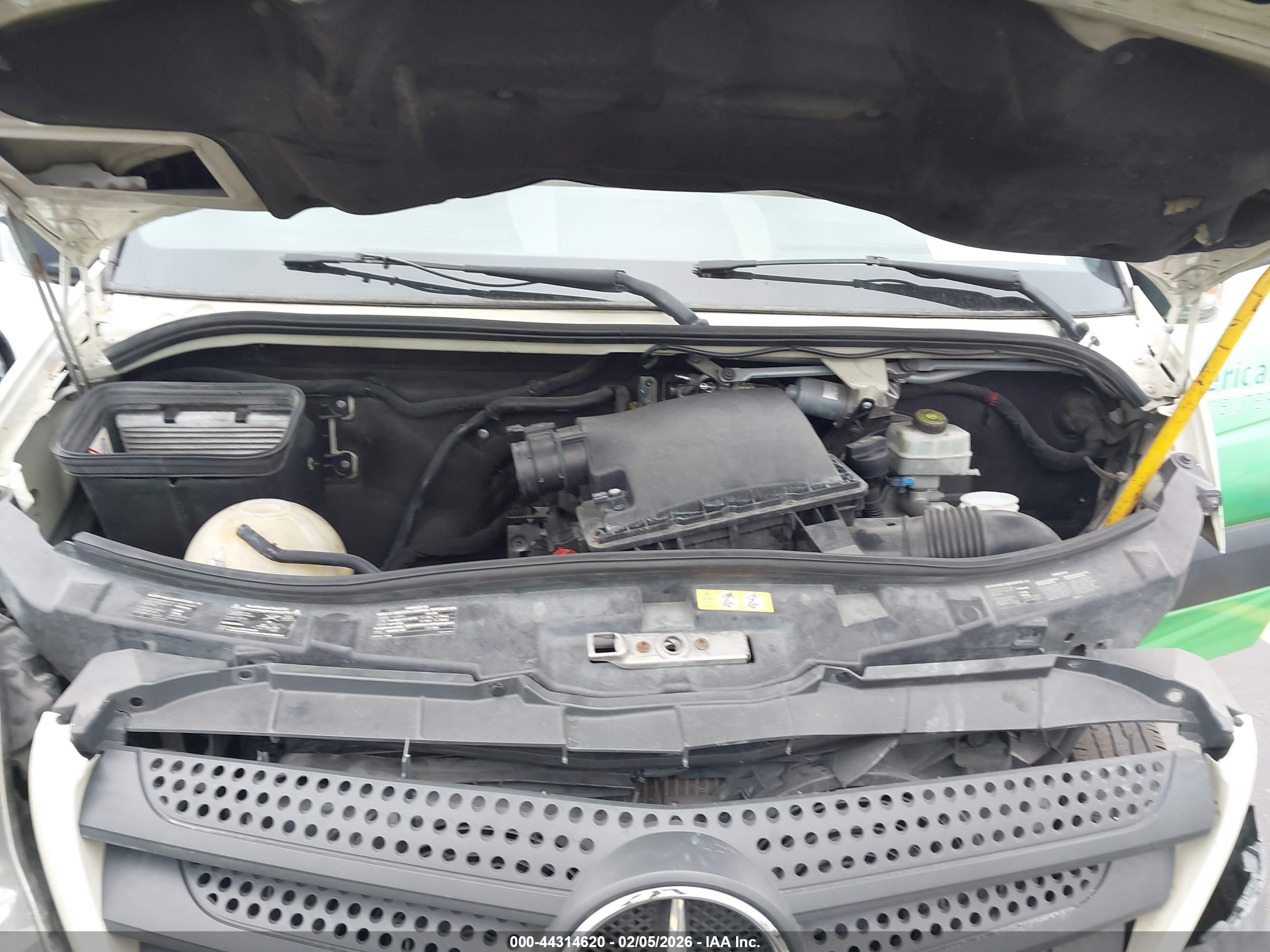 MERCEDES-BENZ SPRINTER image 10