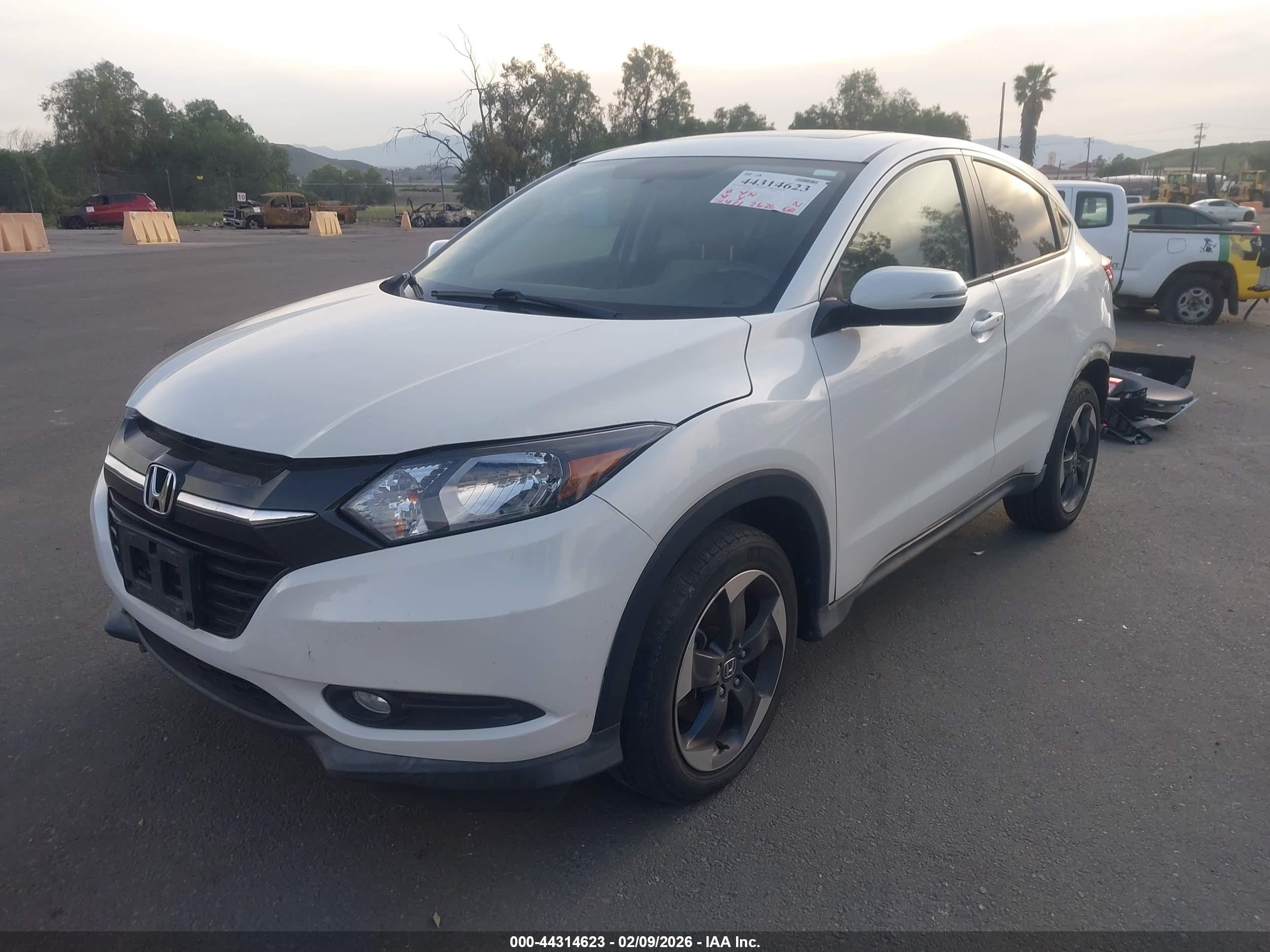 HONDA HR-V image 2