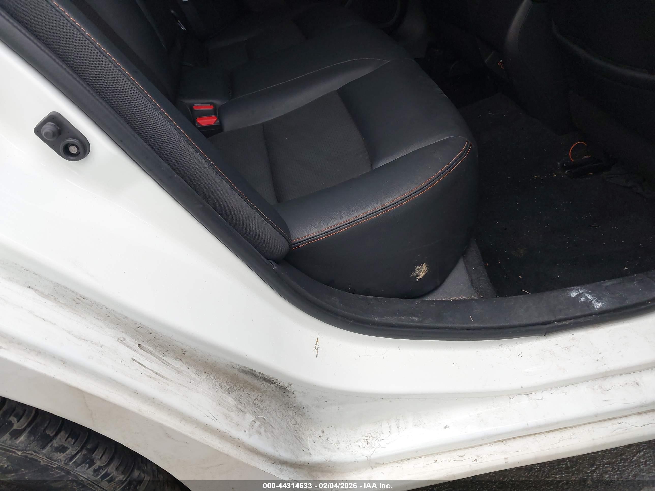 NISSAN ALTIMA image 8