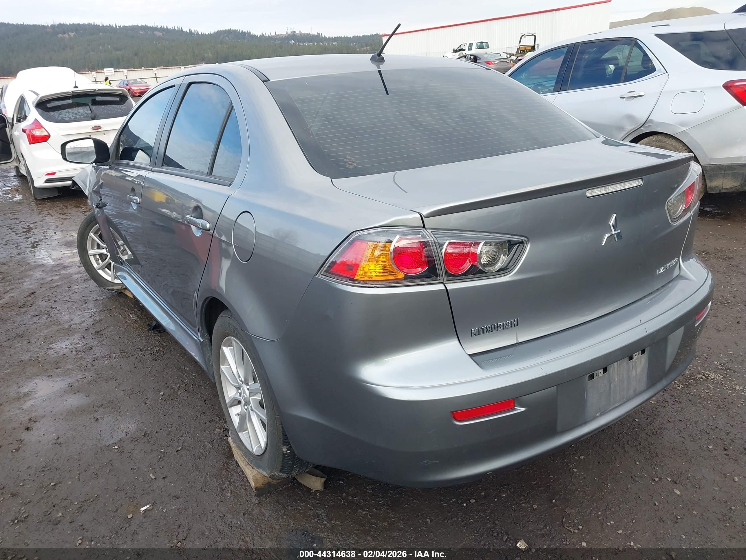 MITSUBISHI LANCER image 3