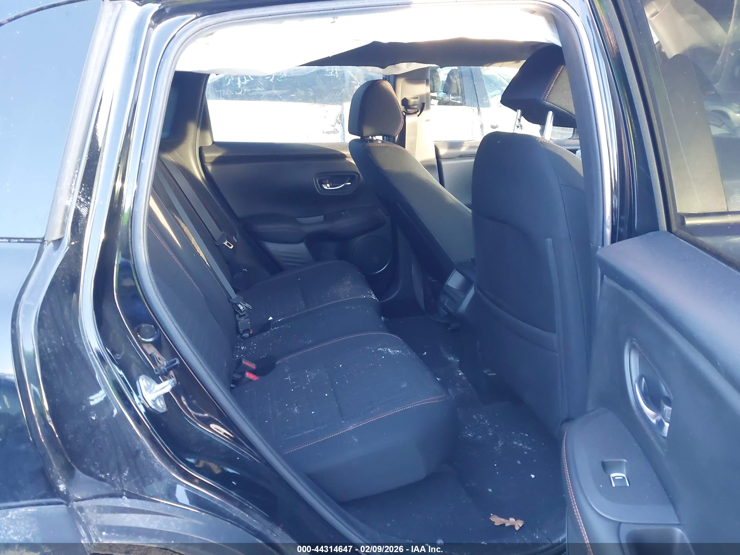 HONDA HR-V image 8