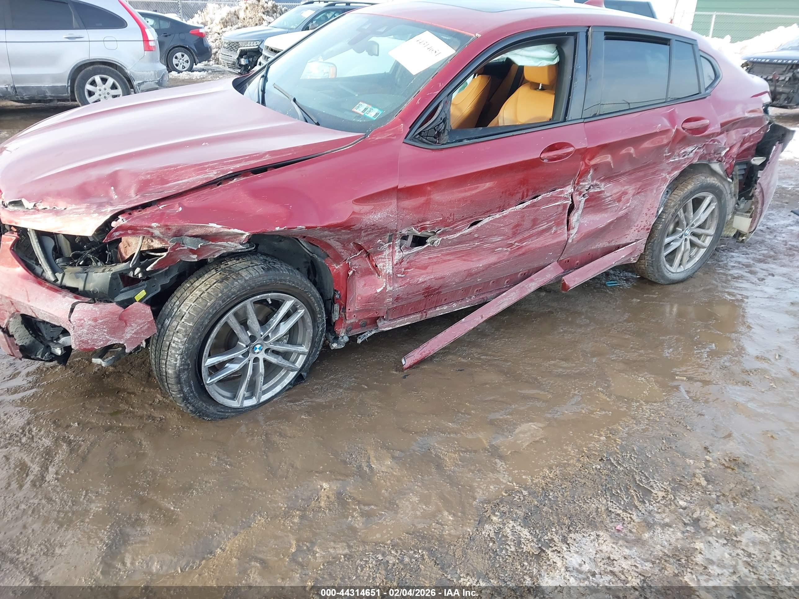 BMW X4 image 6