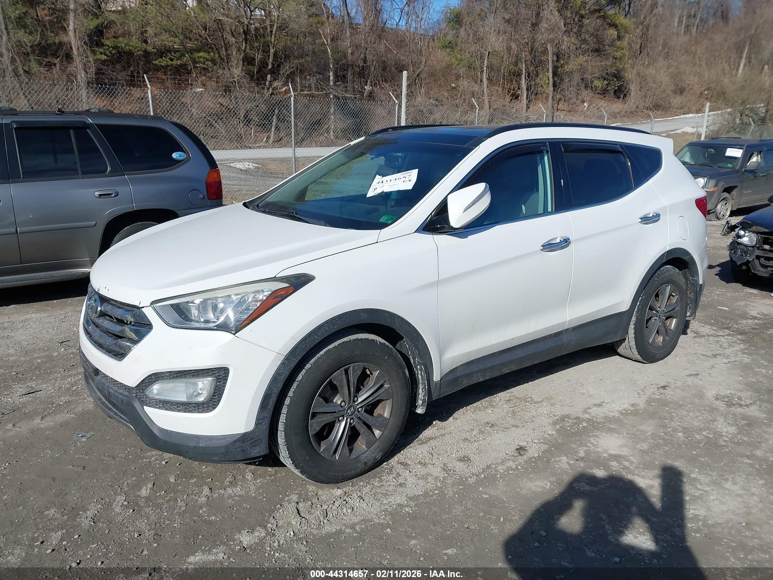 HYUNDAI SANTA image 2