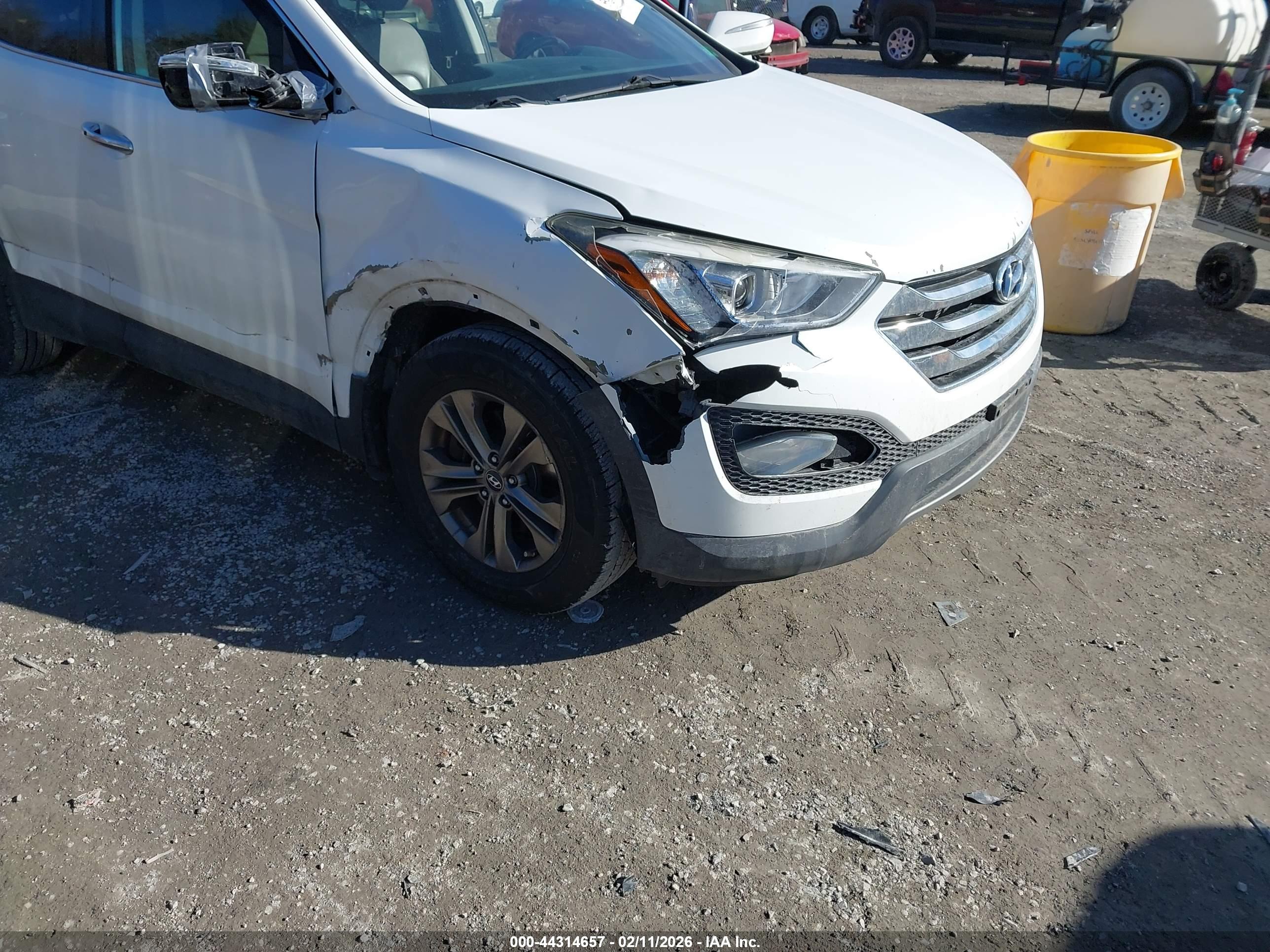 HYUNDAI SANTA image 6