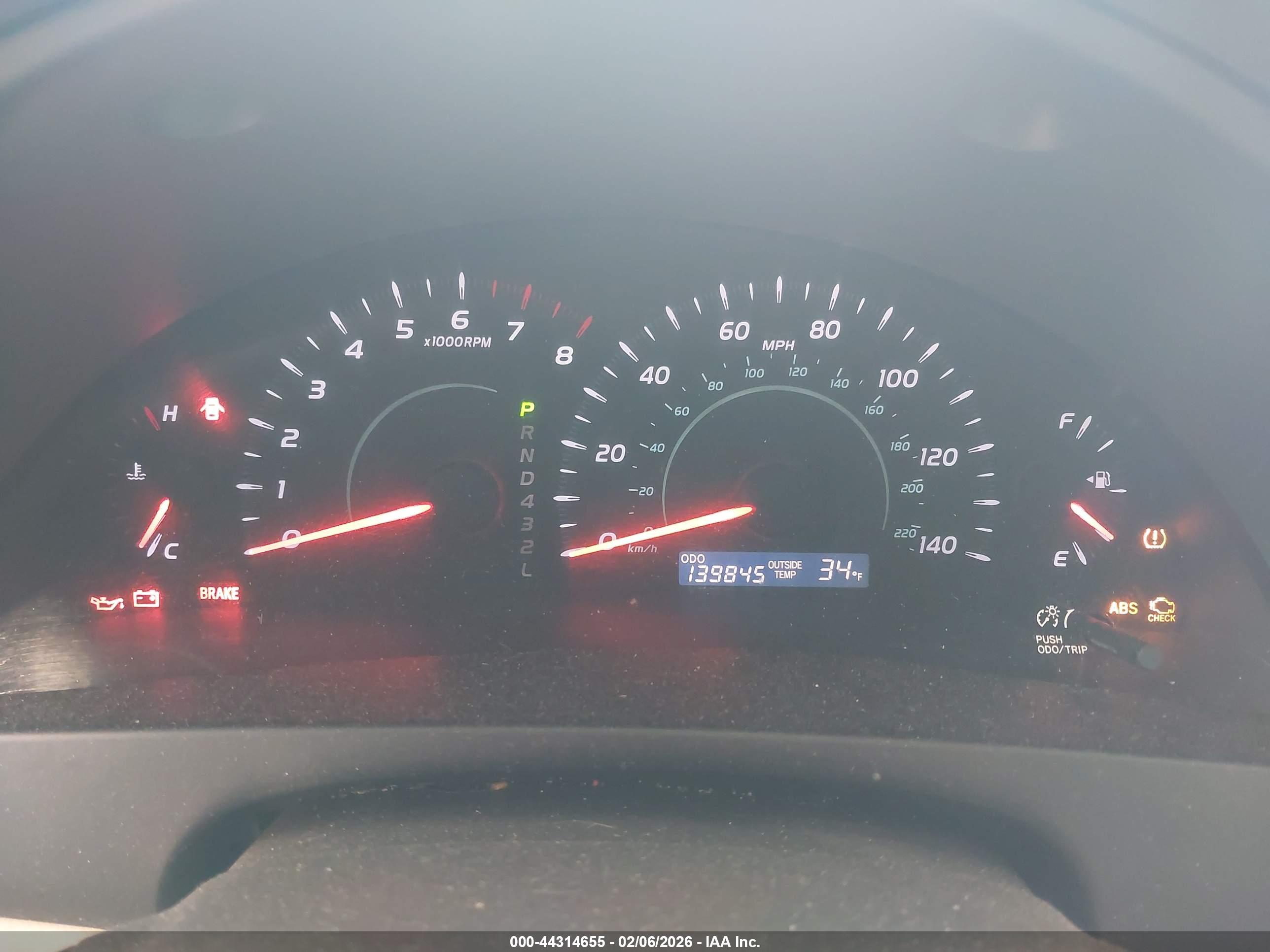 TOYOTA CAMRY image 7