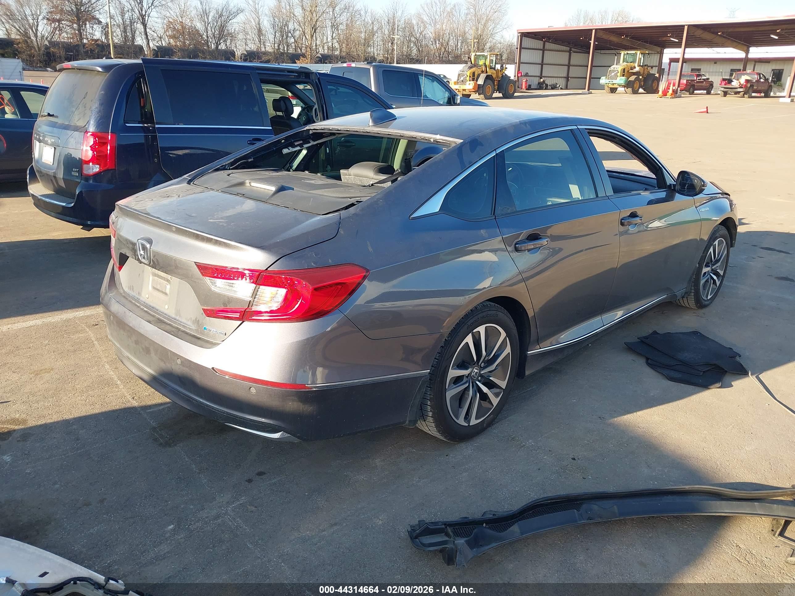 HONDA ACCORD image 4