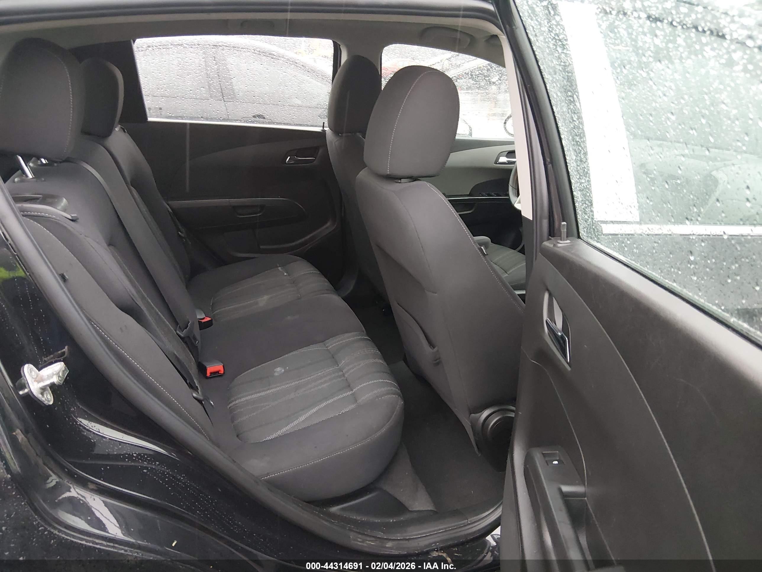 CHEVROLET SONIC image 8