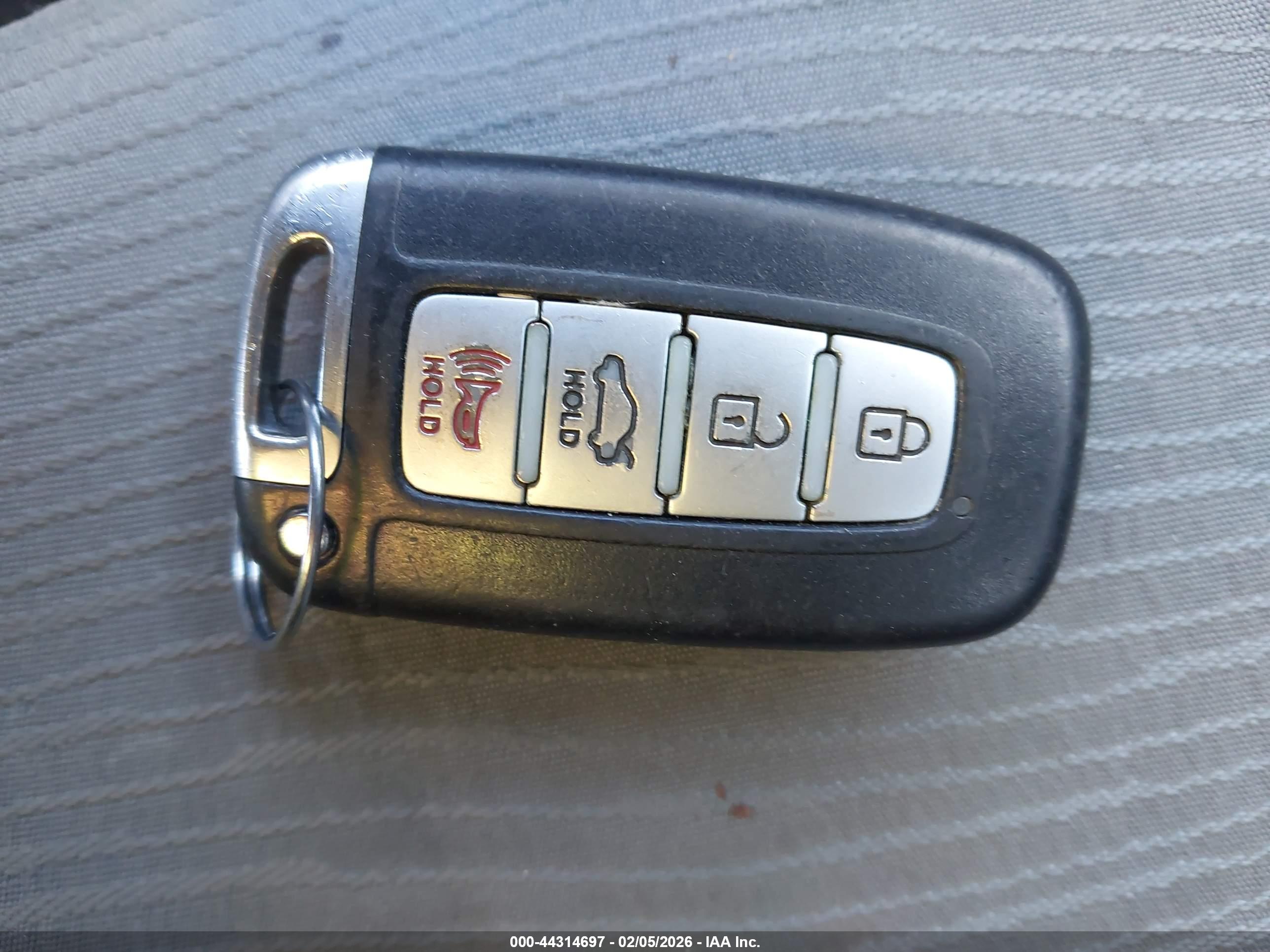 HYUNDAI SONATA image 11