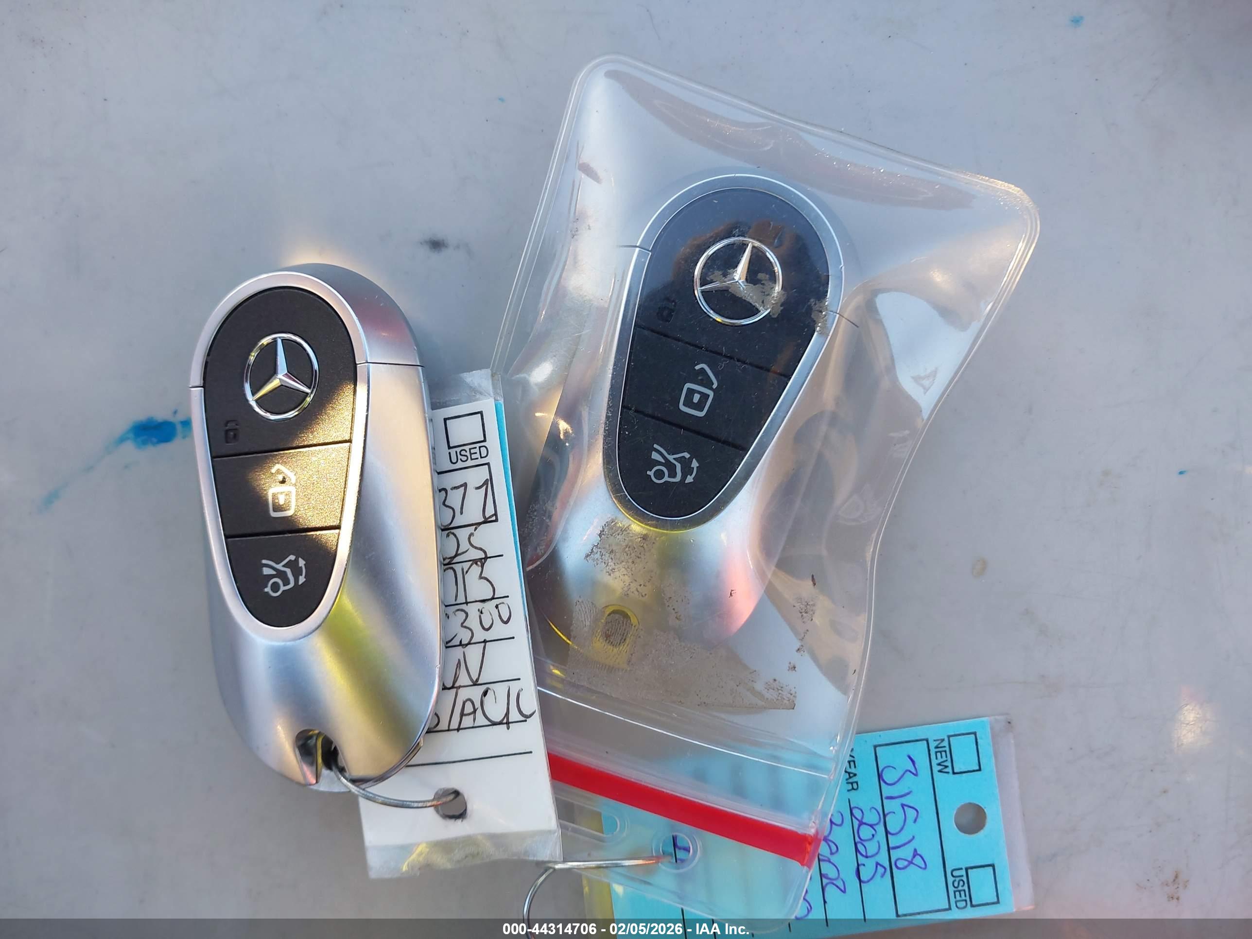 MERCEDES-BENZ GLC image 11