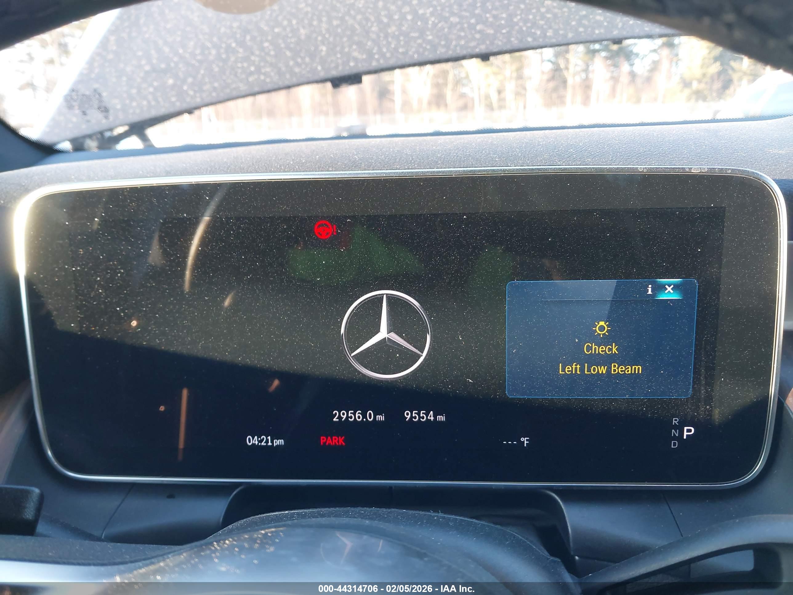 MERCEDES-BENZ GLC image 7