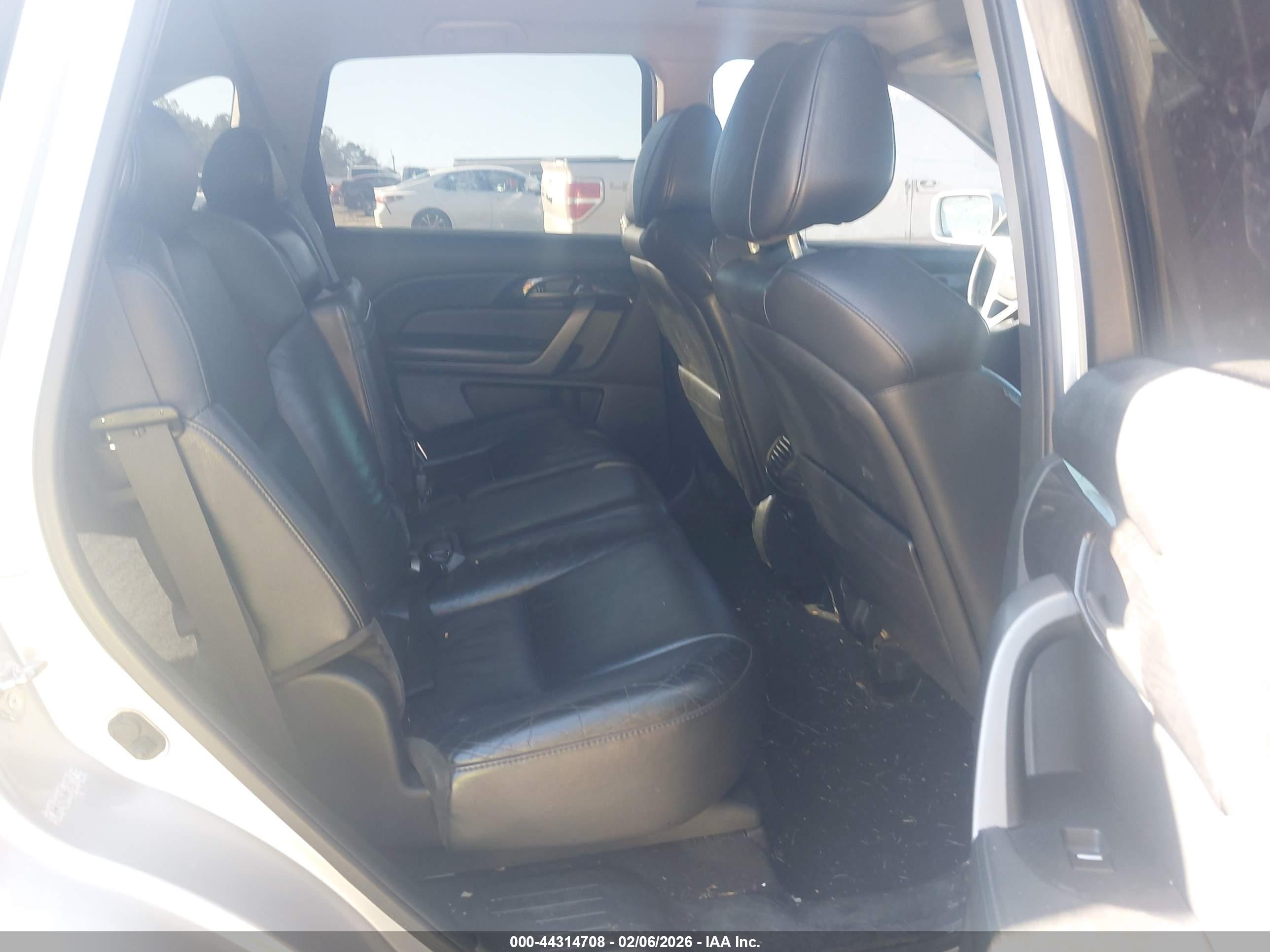 ACURA MDX image 8