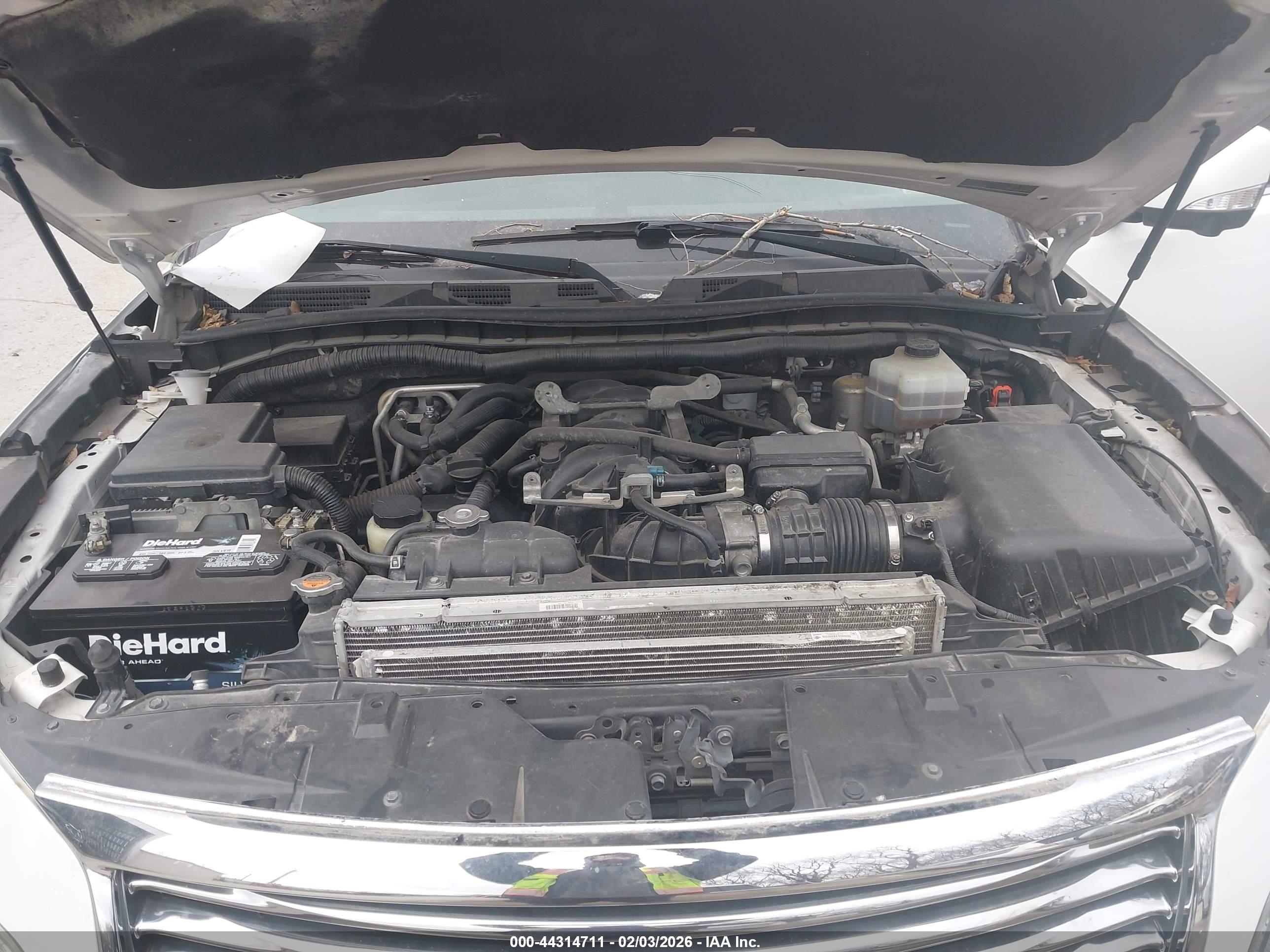 INFINITI QX56 image 10