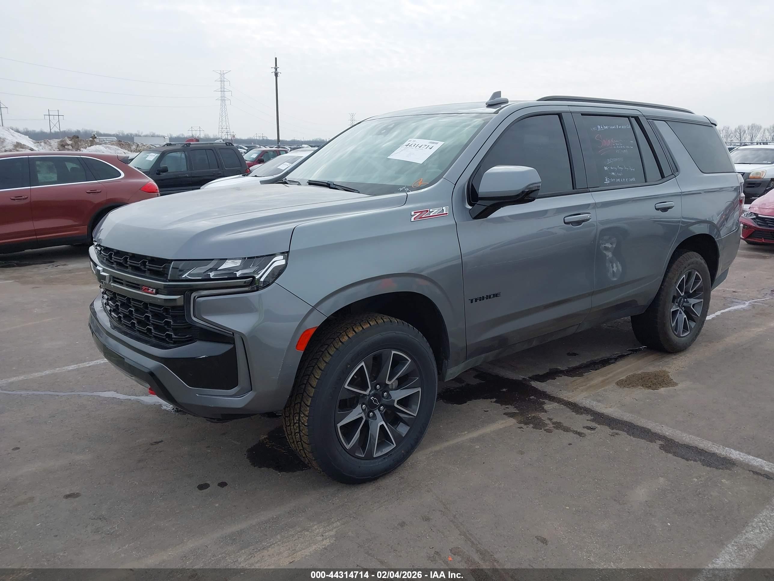 CHEVROLET TAHOE image 2