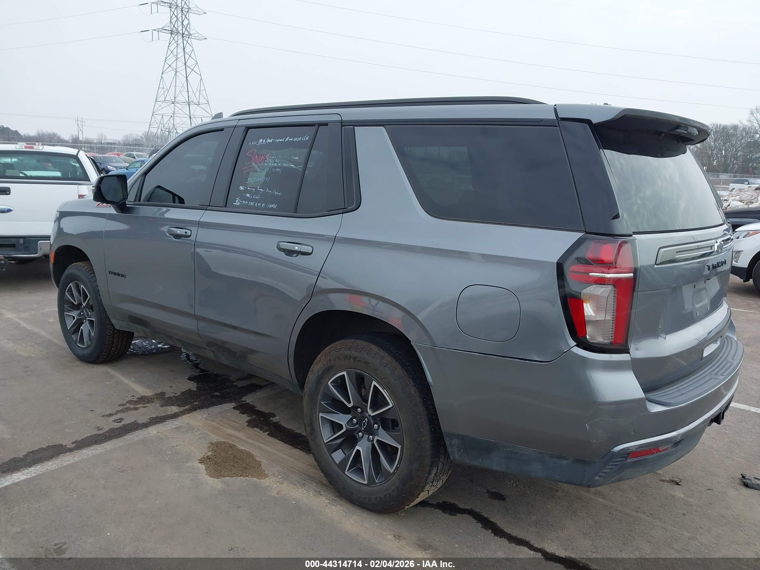 CHEVROLET TAHOE image 3
