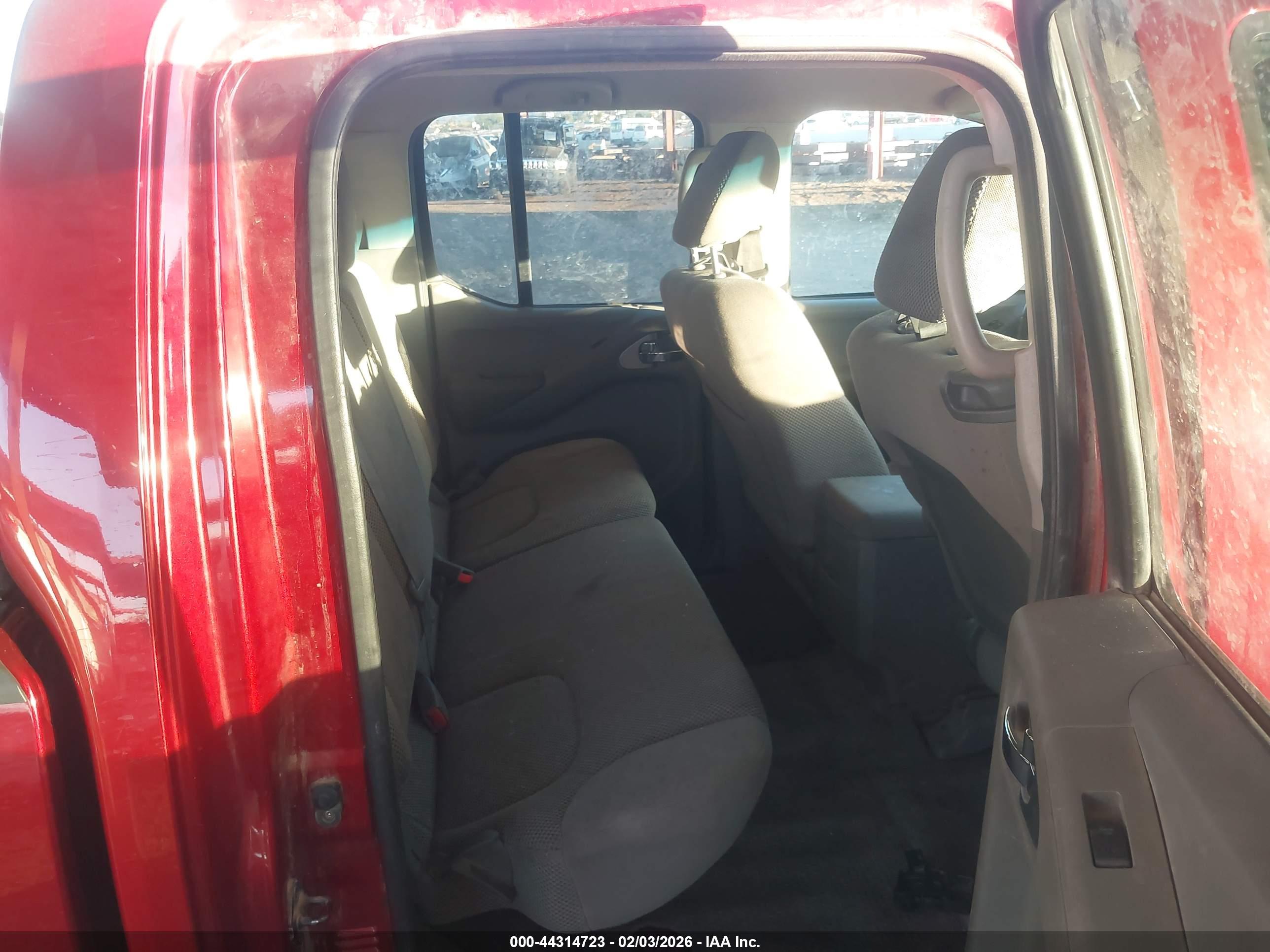 NISSAN FRONTIER image 8