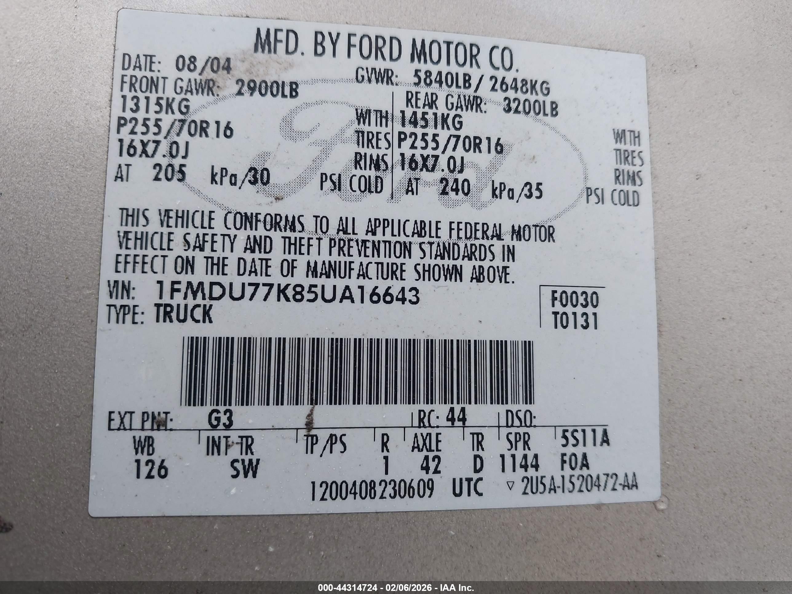 FORD EXPLORER image 9