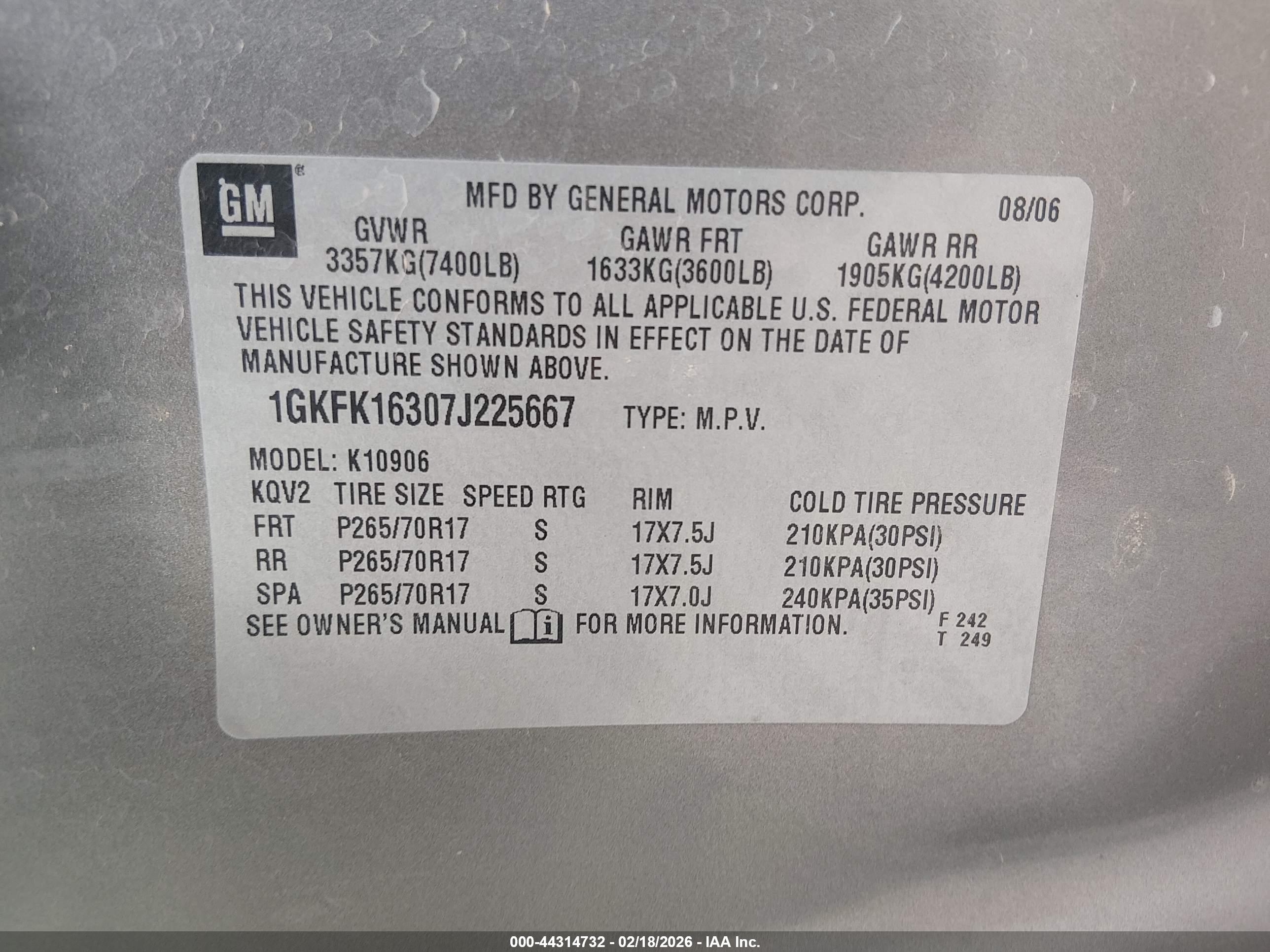 GMC YUKON image 9
