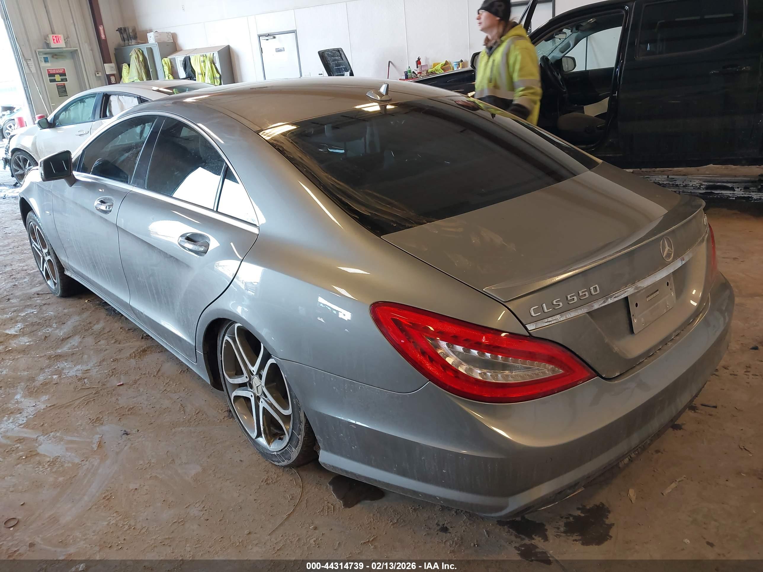 MERCEDES-BENZ CLS image 3