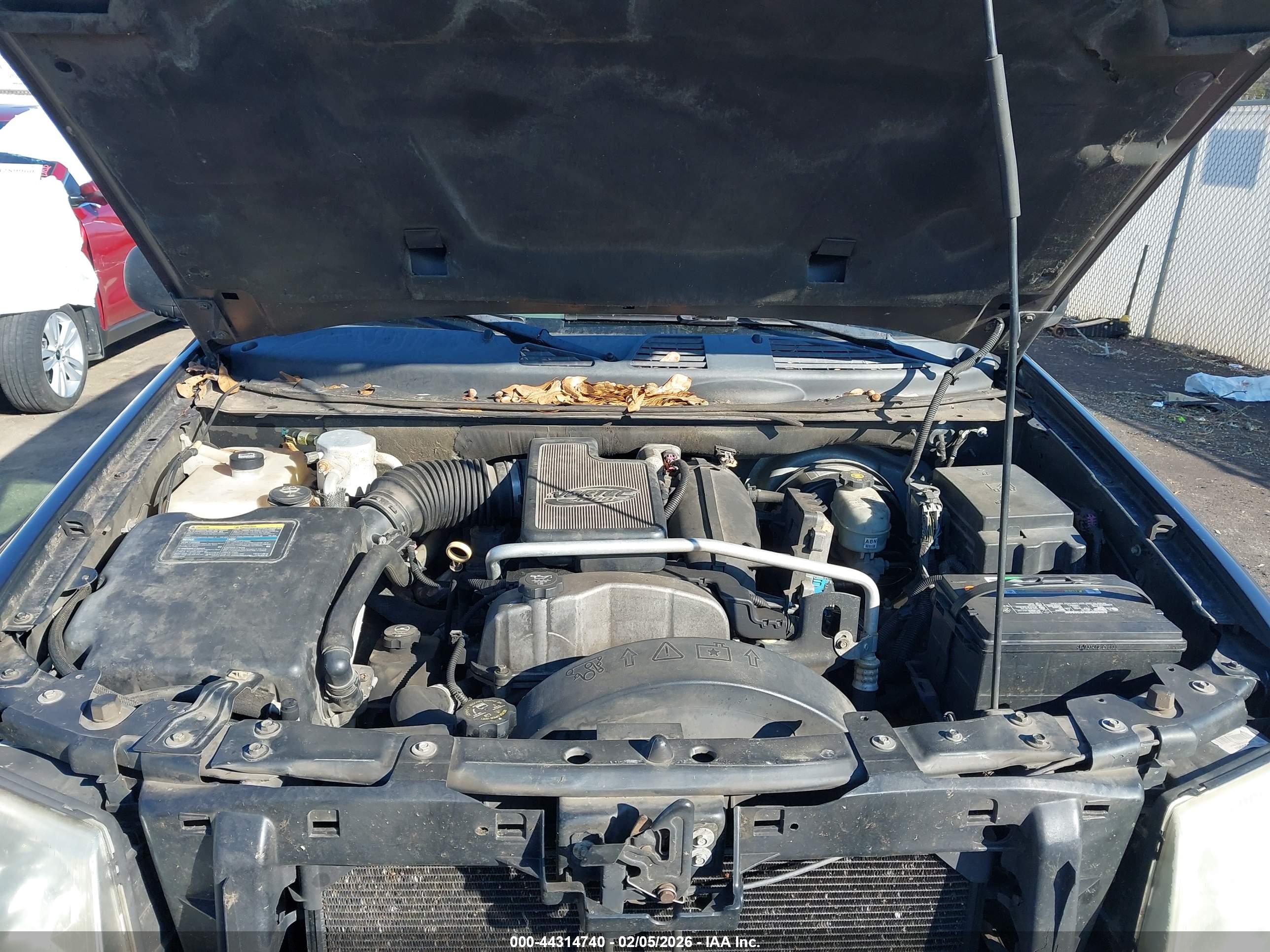 GMC ENVOY image 10