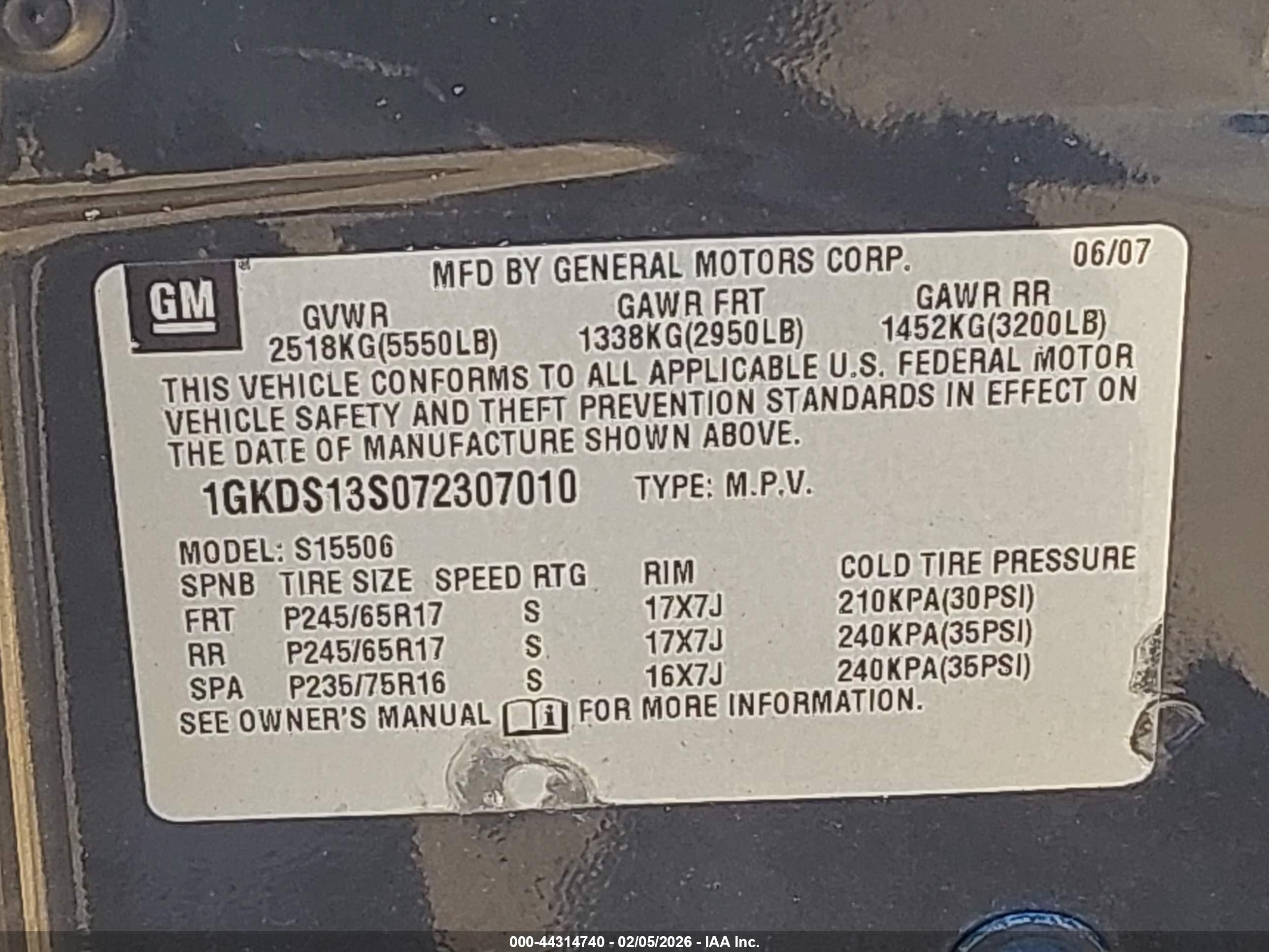 GMC ENVOY image 9