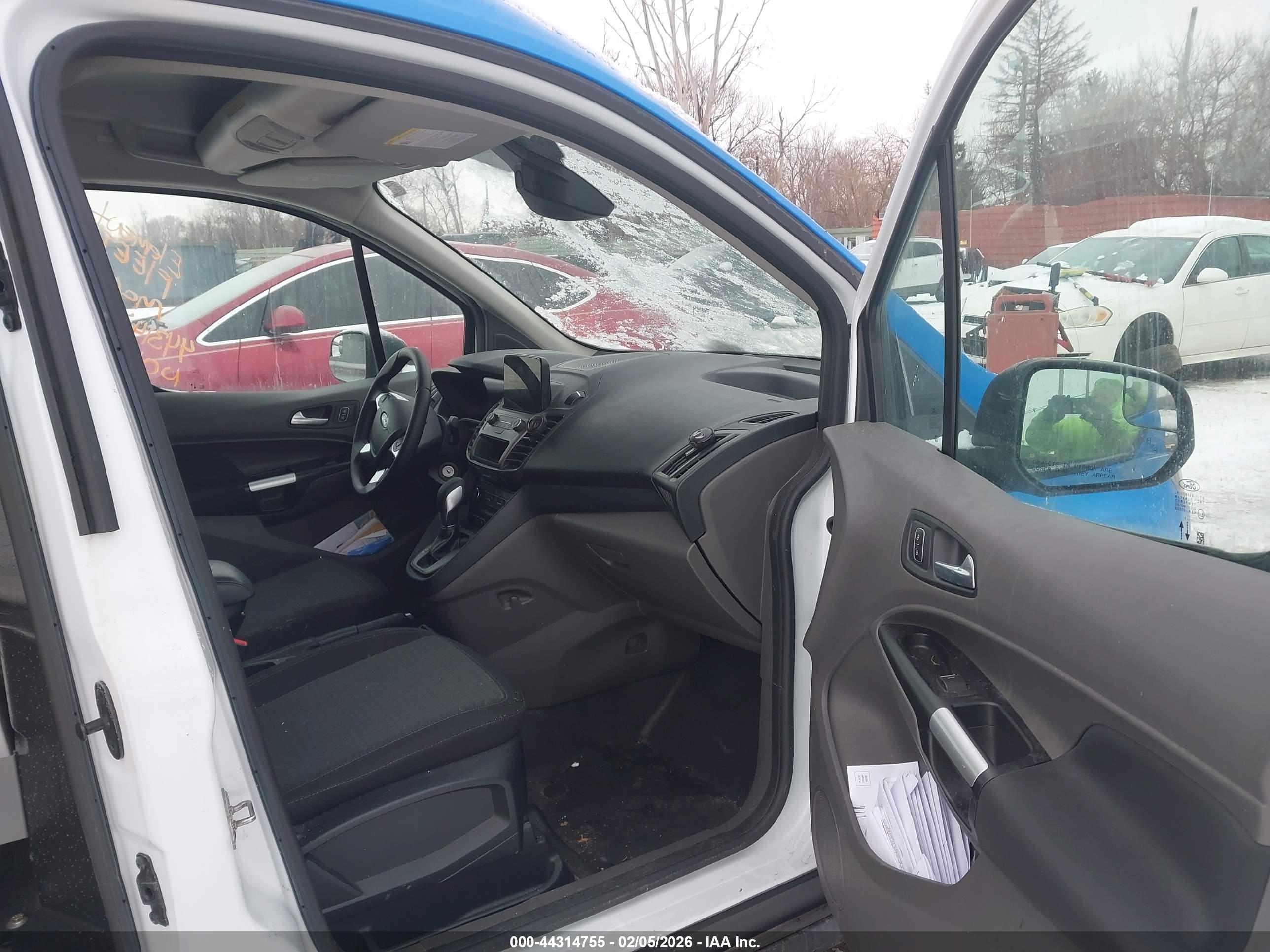 FORD TRANSIT image 5