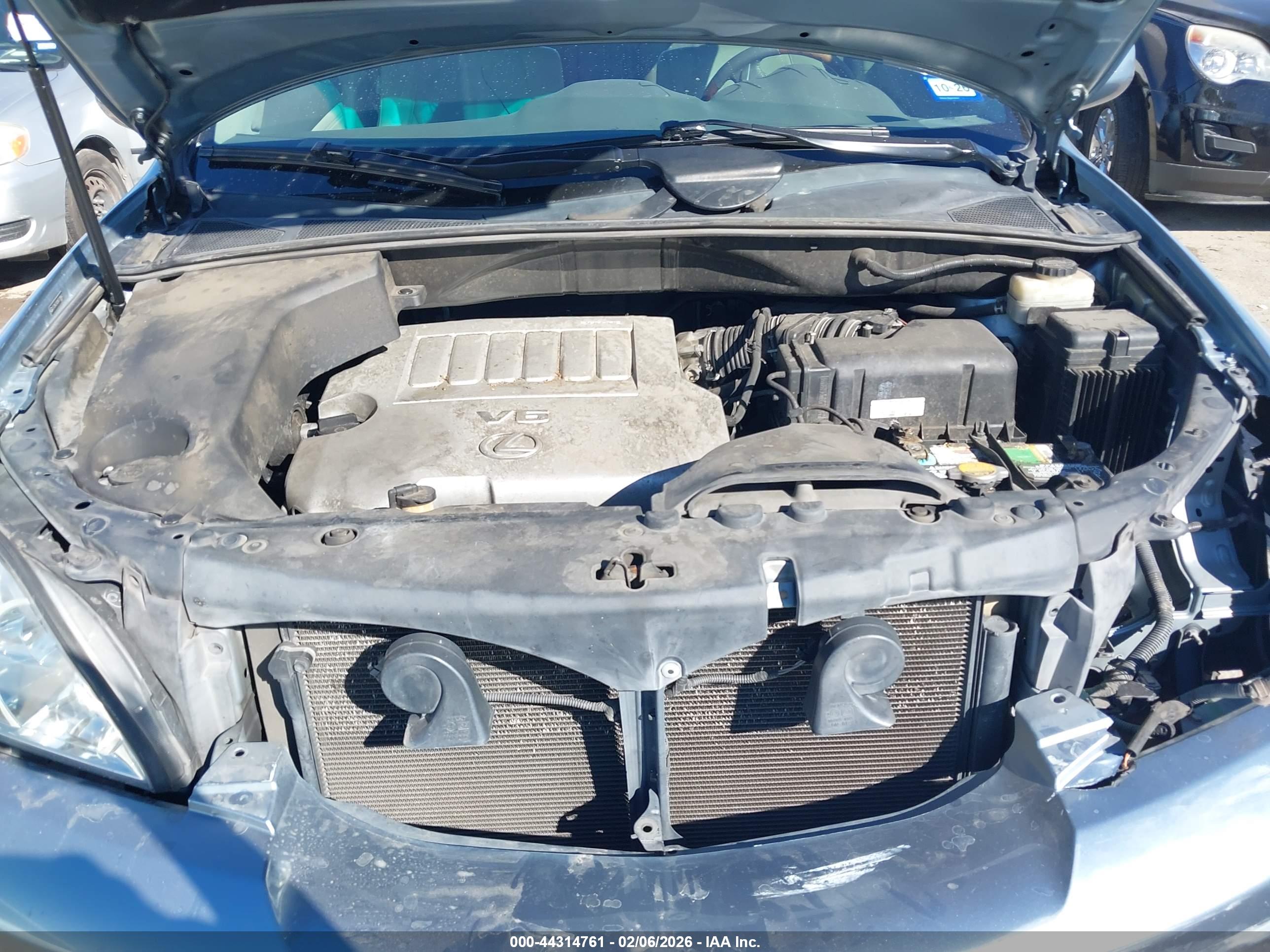 LEXUS RX image 10