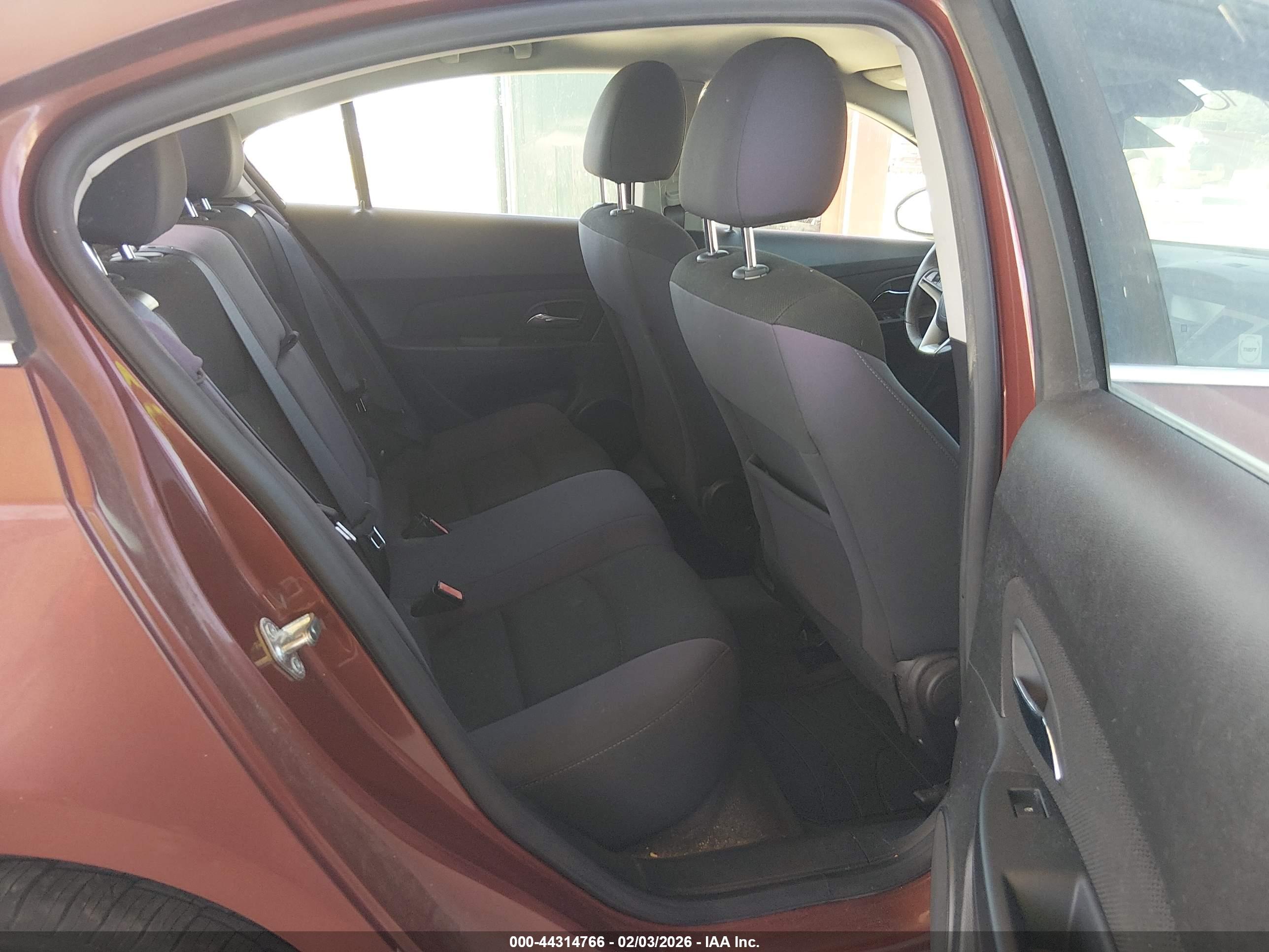 CHEVROLET CRUZE image 8