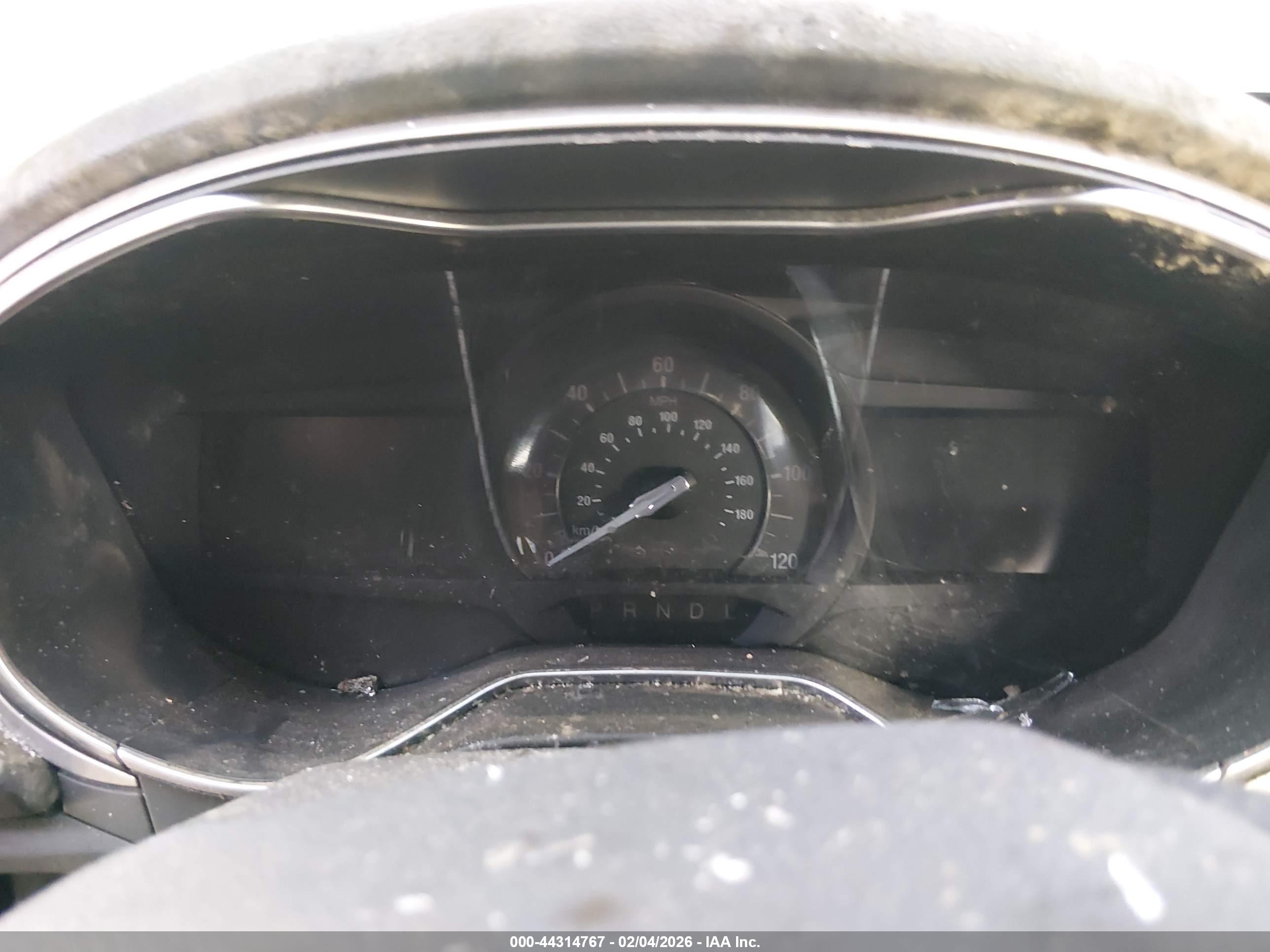 FORD FUSION image 7