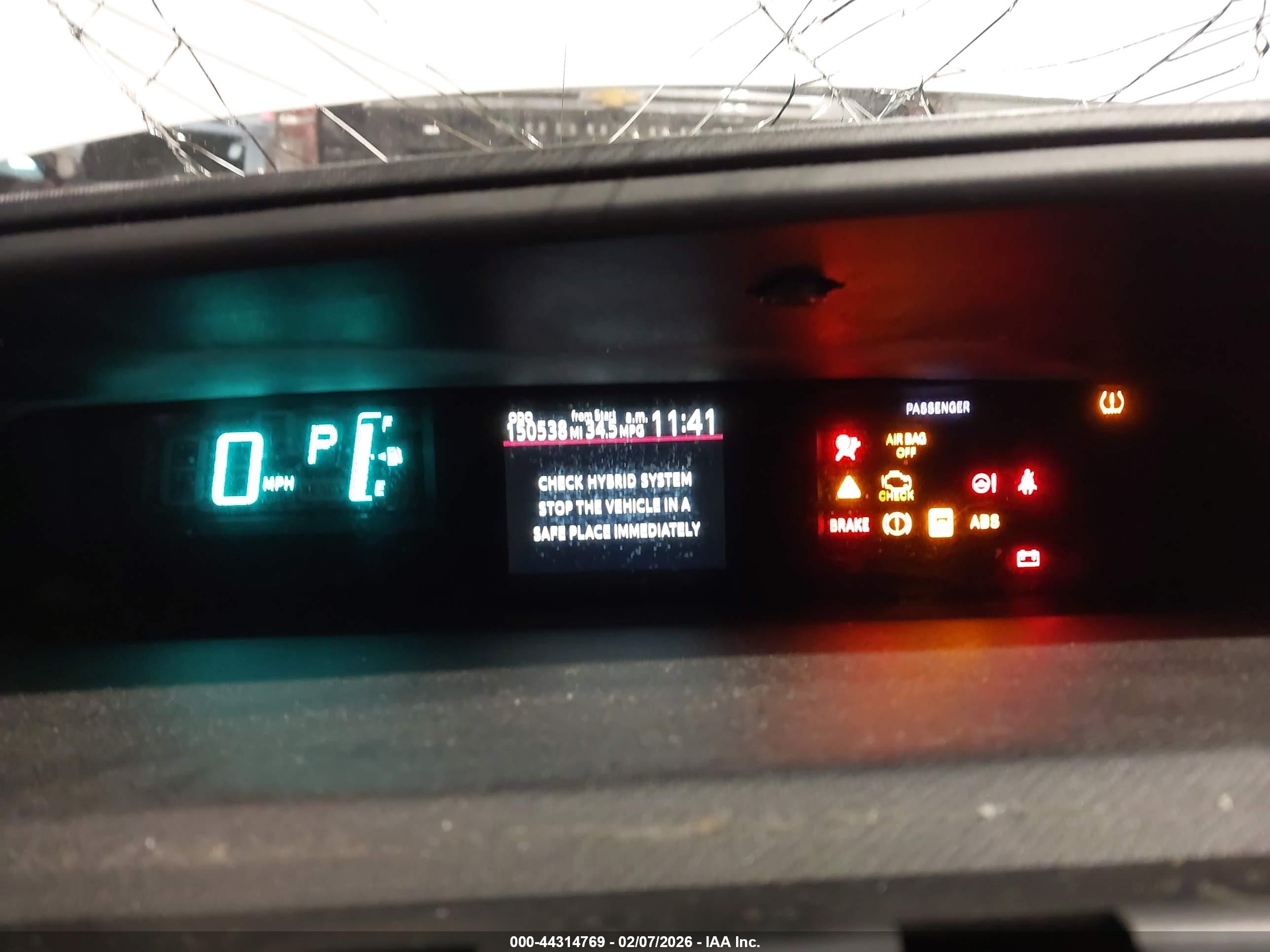 TOYOTA PRIUS image 7
