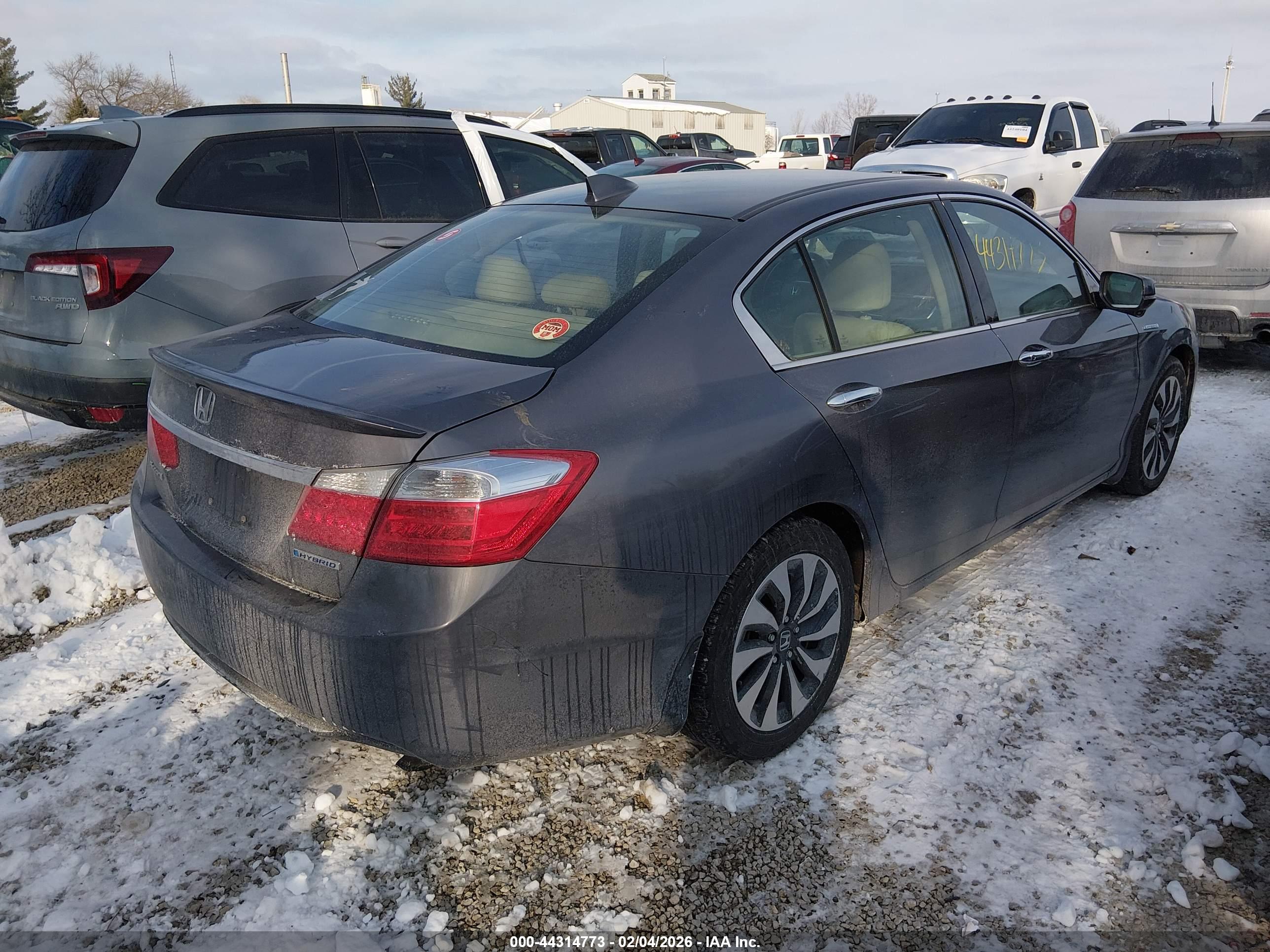 HONDA ACCORD image 4