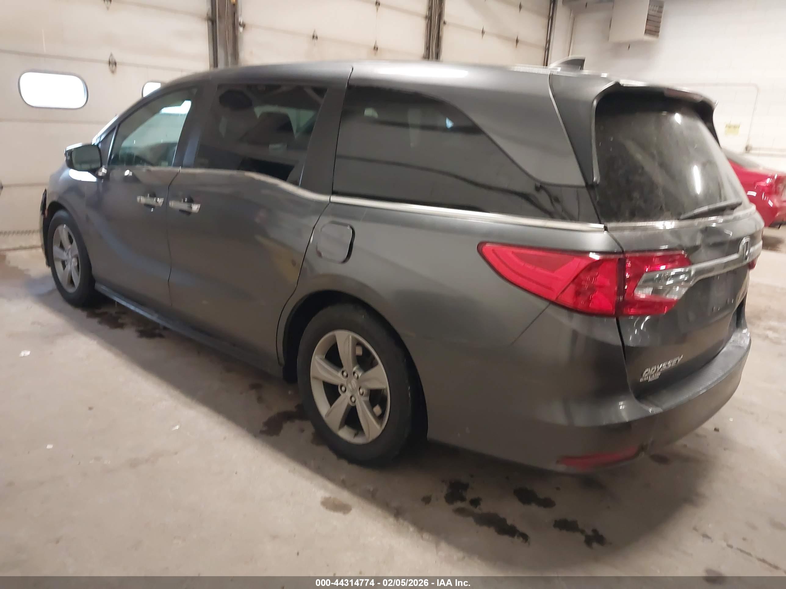 HONDA ODYSSEY image 3