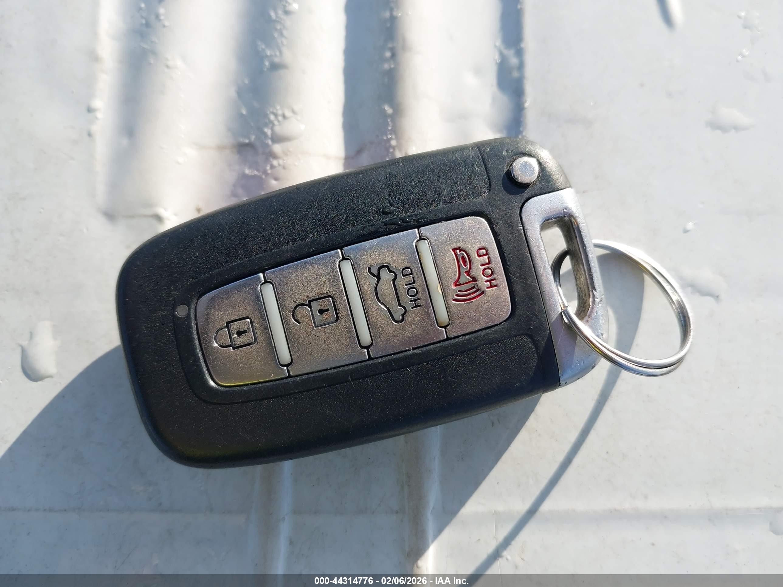 HYUNDAI SONATA image 11