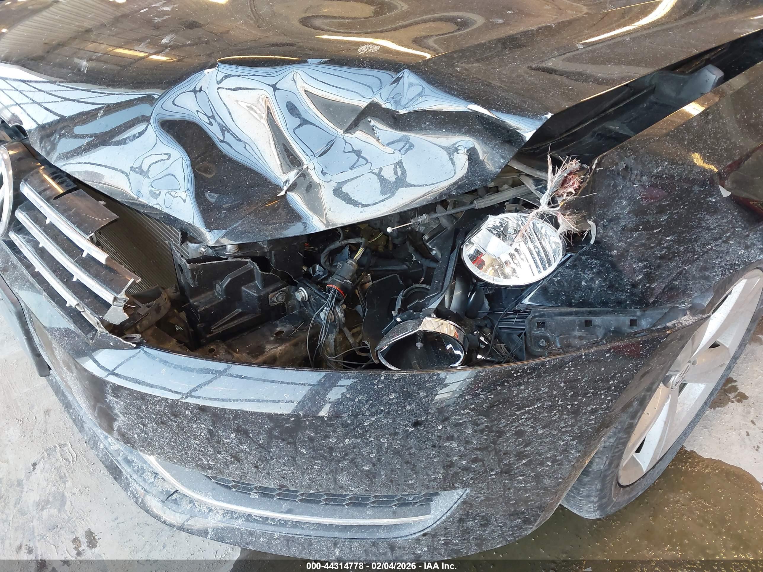 VOLKSWAGEN PASSAT image 6