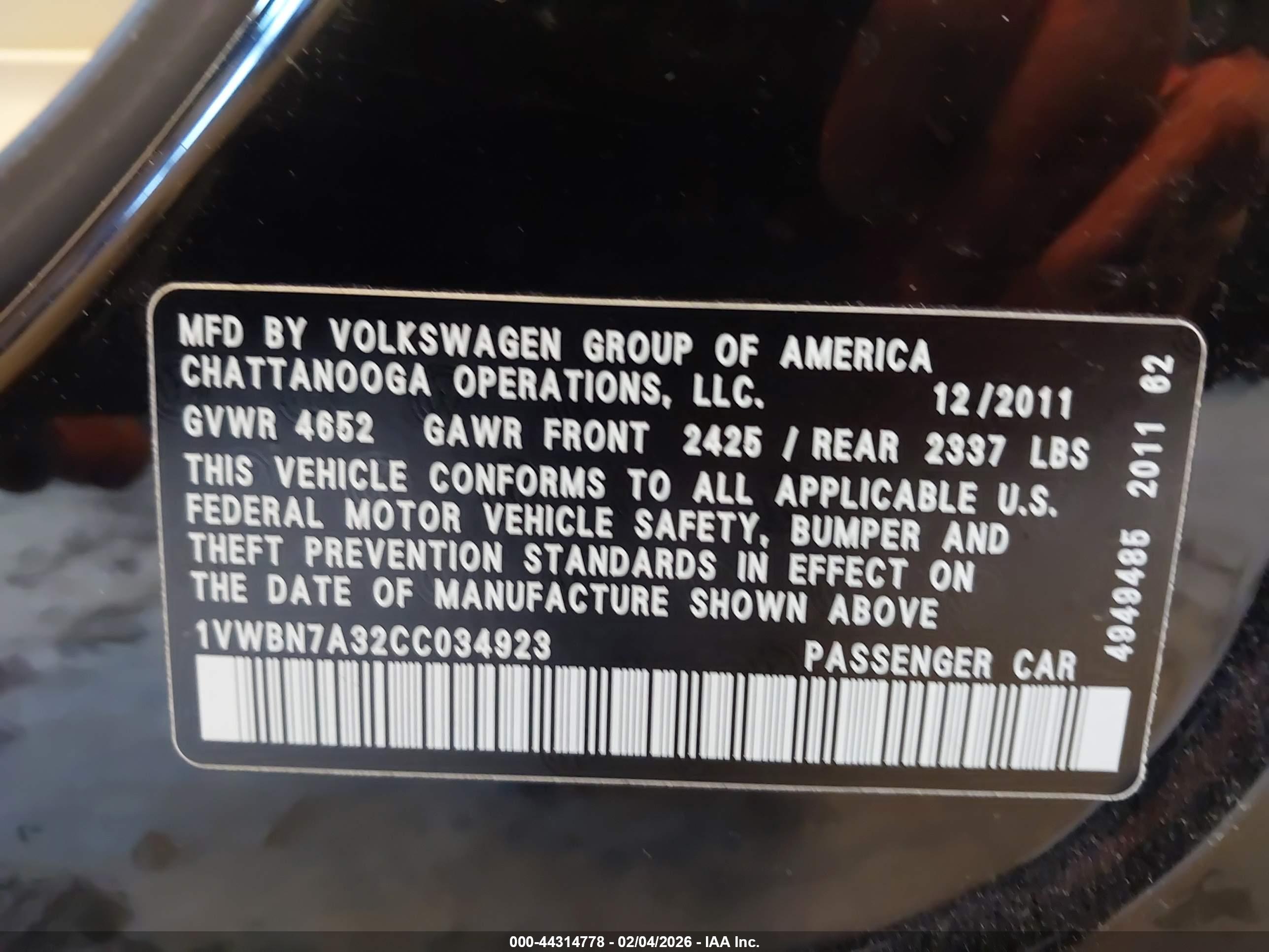 VOLKSWAGEN PASSAT image 9
