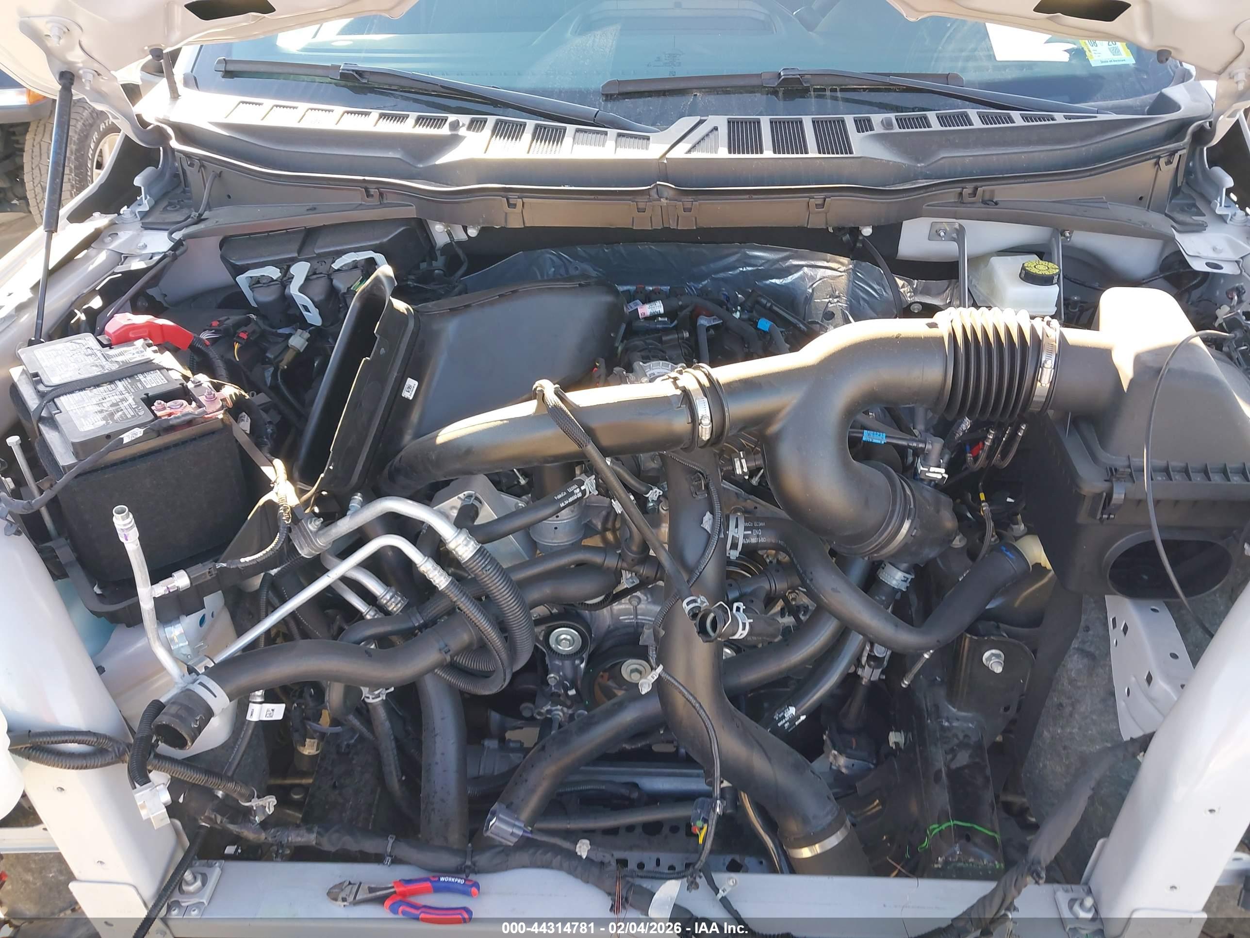 FORD F-150 image 10